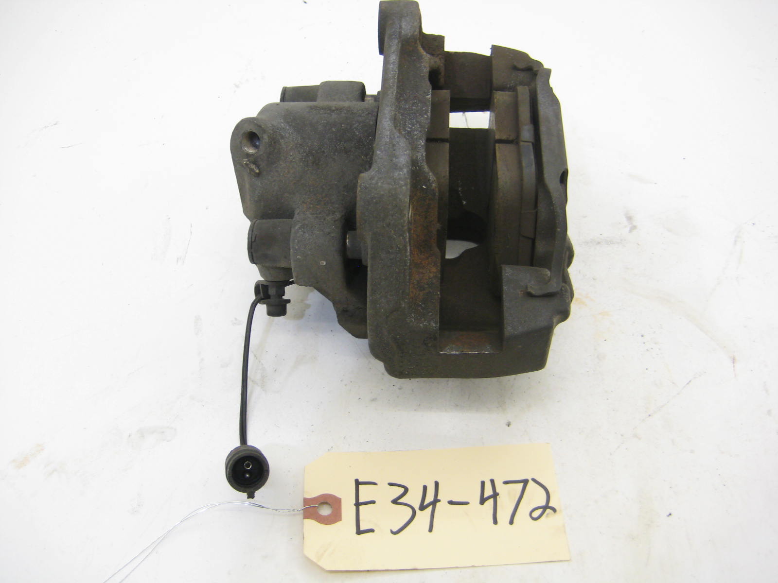 BMW E34 535 525 Drivers Left 525 Front Caliper E34 472