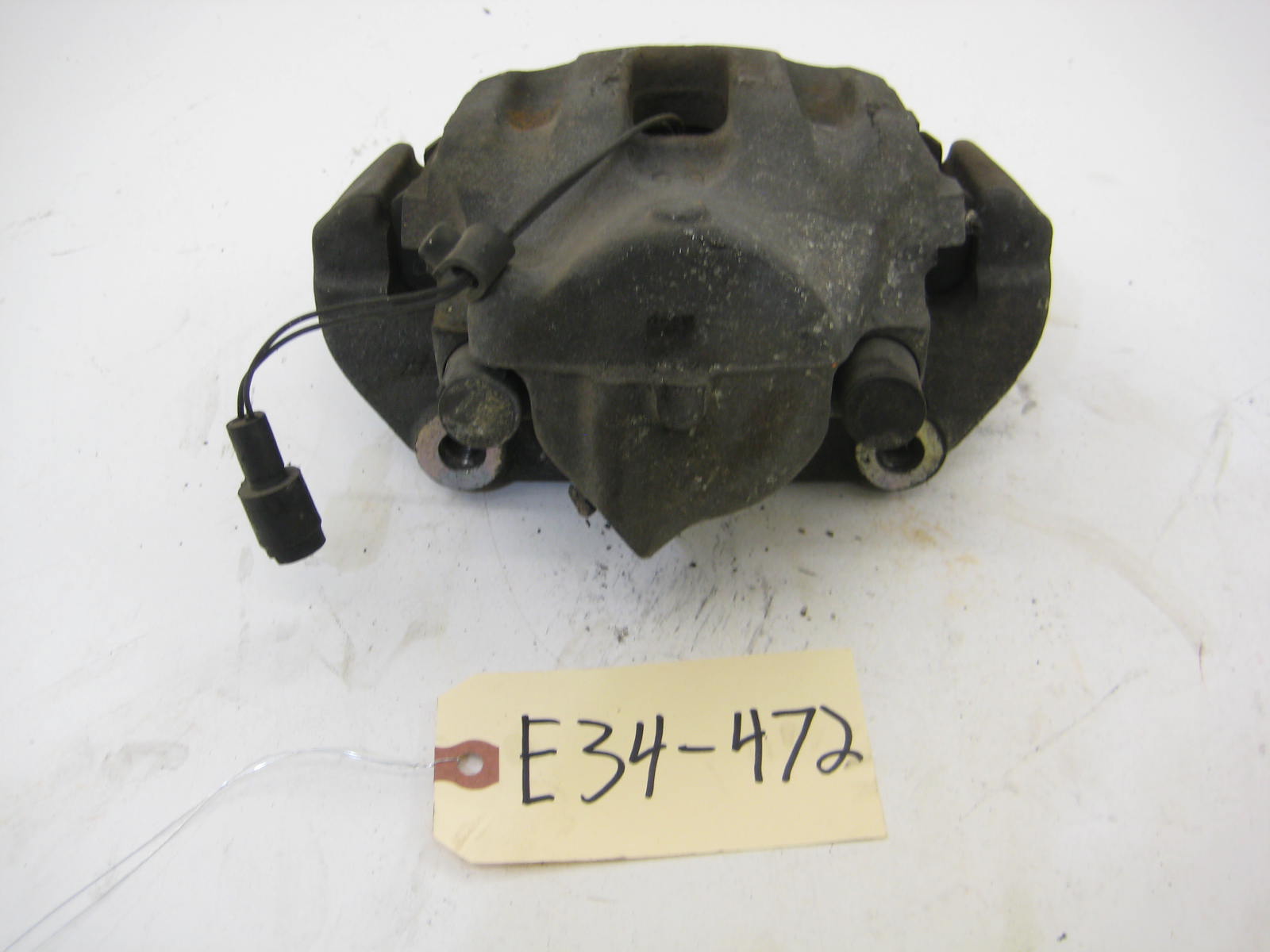 BMW E34 535 525 Drivers Left 525 Front Caliper E34 472
