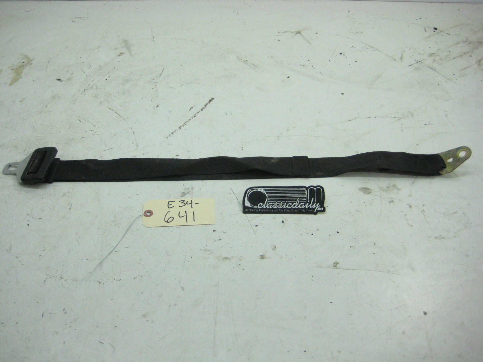 bmw e34 535 m5 center rear seat belt