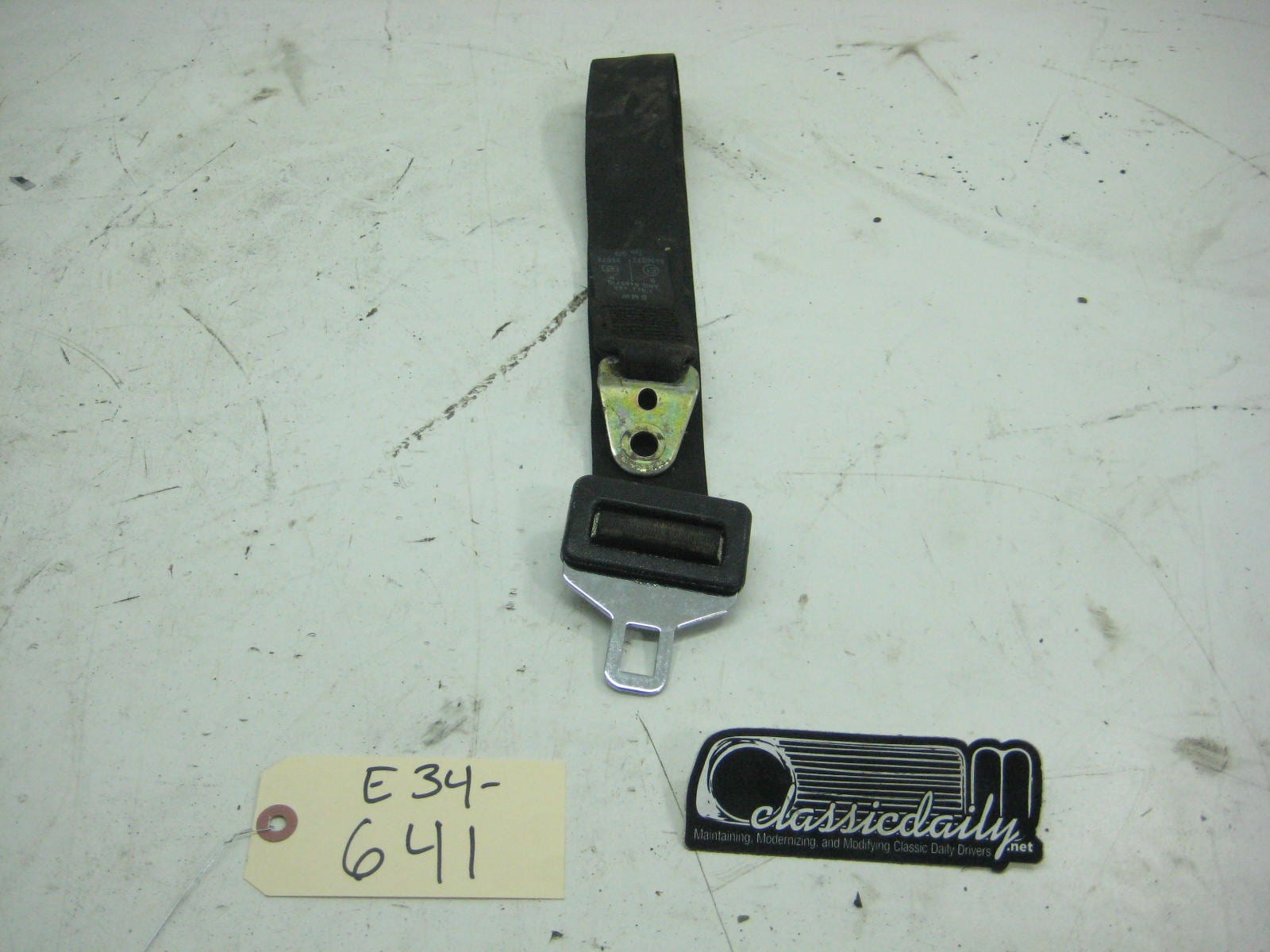 bmw e34 535 m5 center rear seat belt