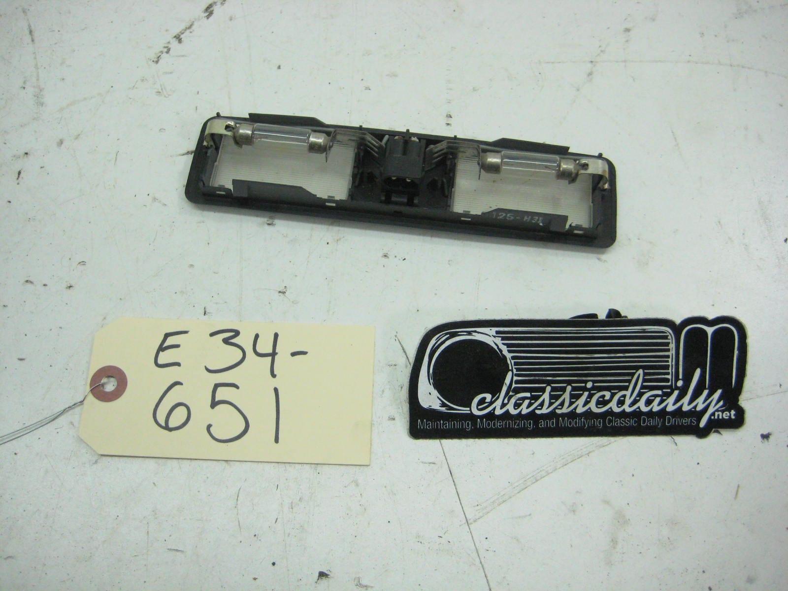 bmw e34 535 m5 interior dome light side