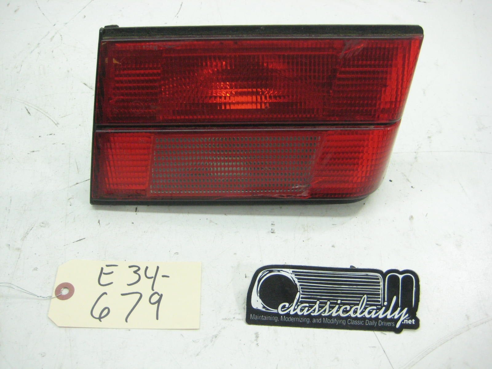 bmw e34 535 m5 left side taillight tail light on trunk