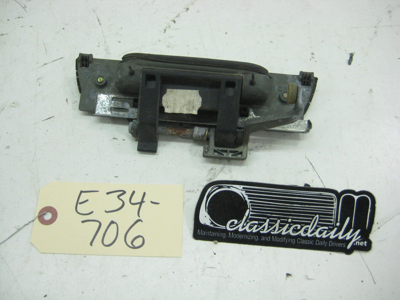 bmw e34 535 m5 left rear door handle