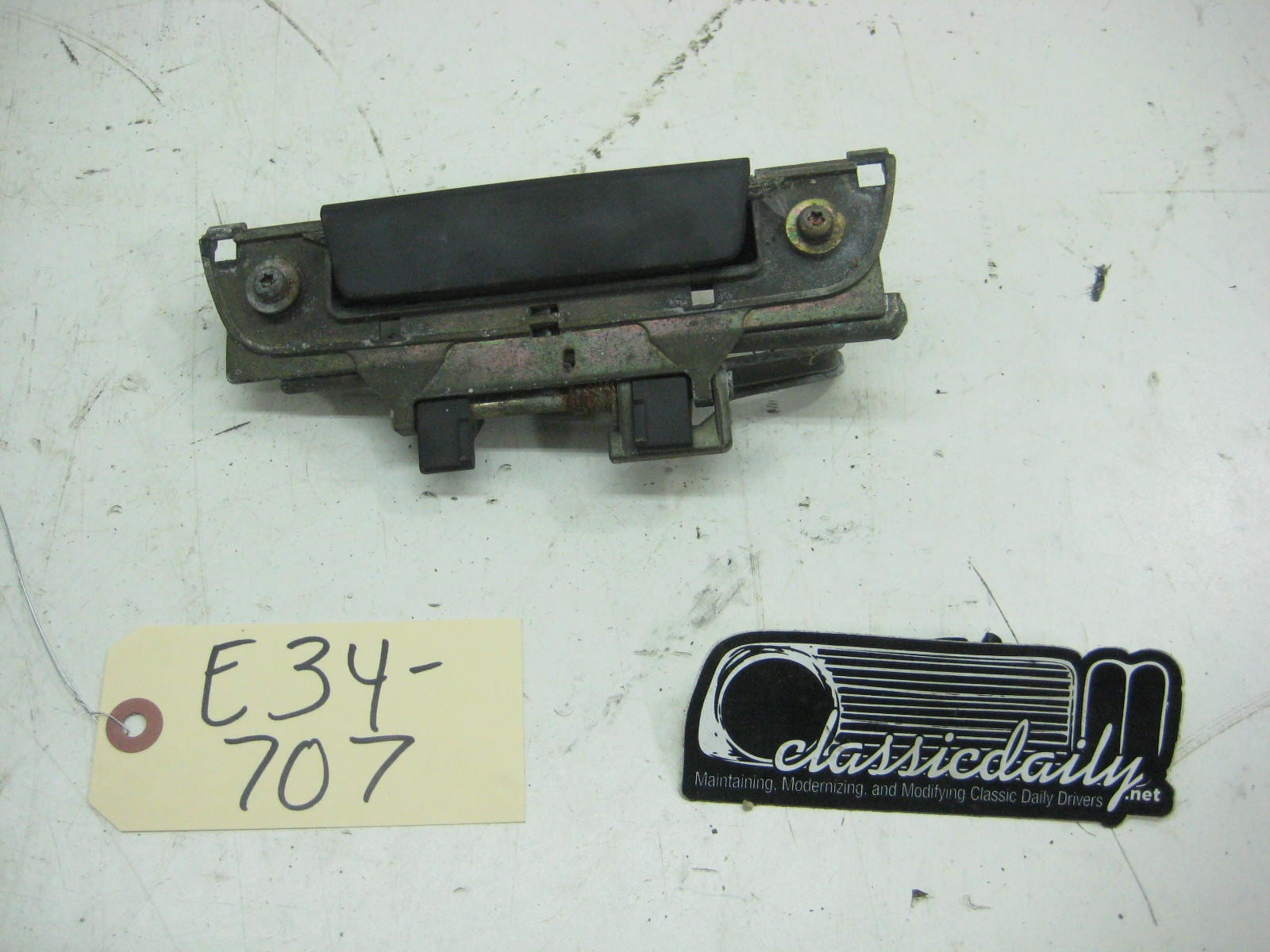 bmw e34 535 m5 right rear door handle
