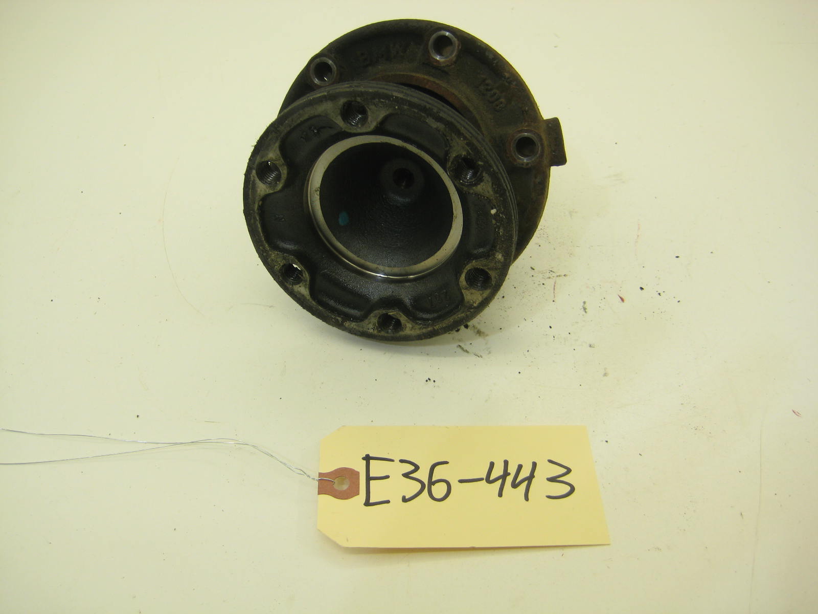 BMW E36 325 328 M3 M3 Differential Stub Axle And Cap E36 443