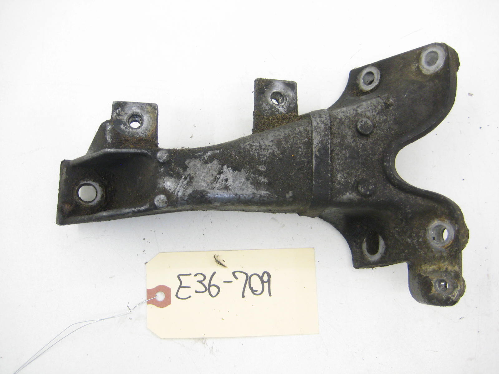 Drivers Left Side M50 Engine Mount Arm