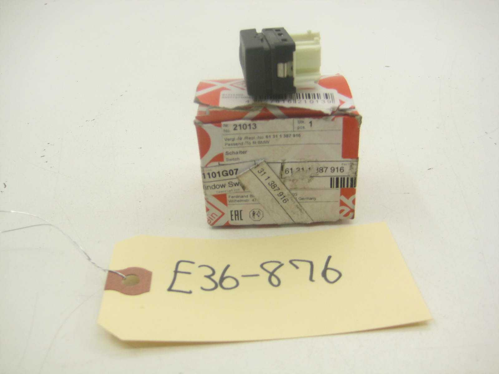 31 1 387 916 Window Switch