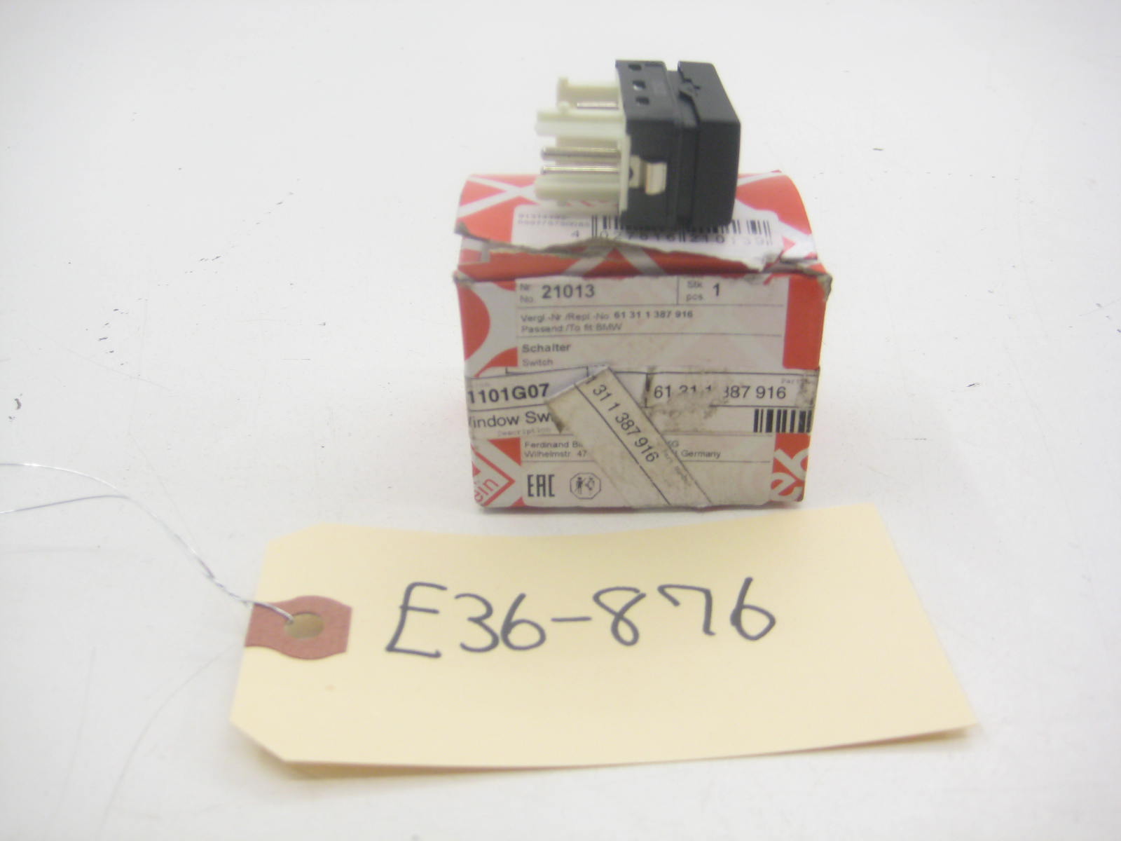 31 1 387 916 Window Switch