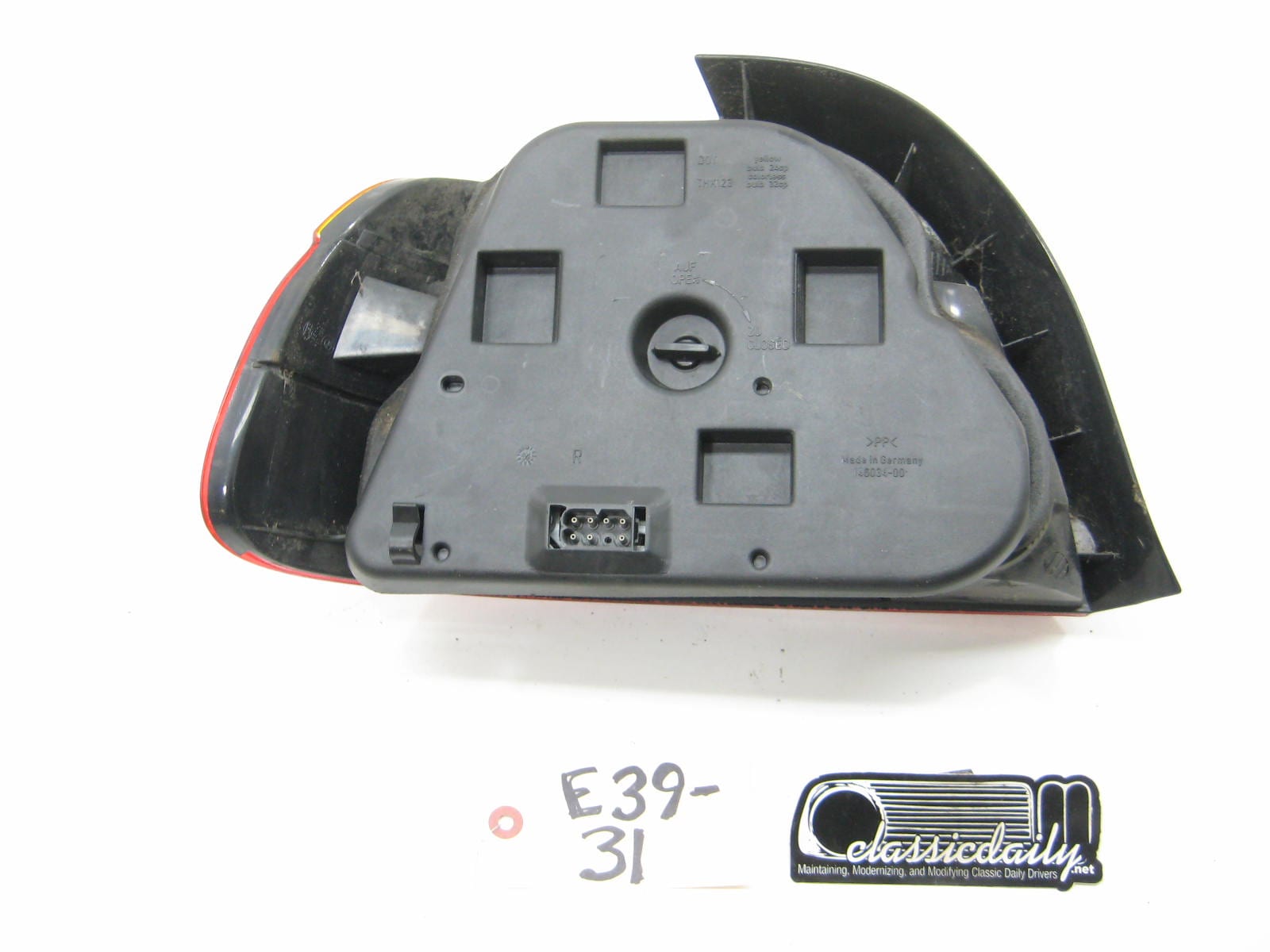 bmw e39 528 530 540 right passengers side tail light taillight