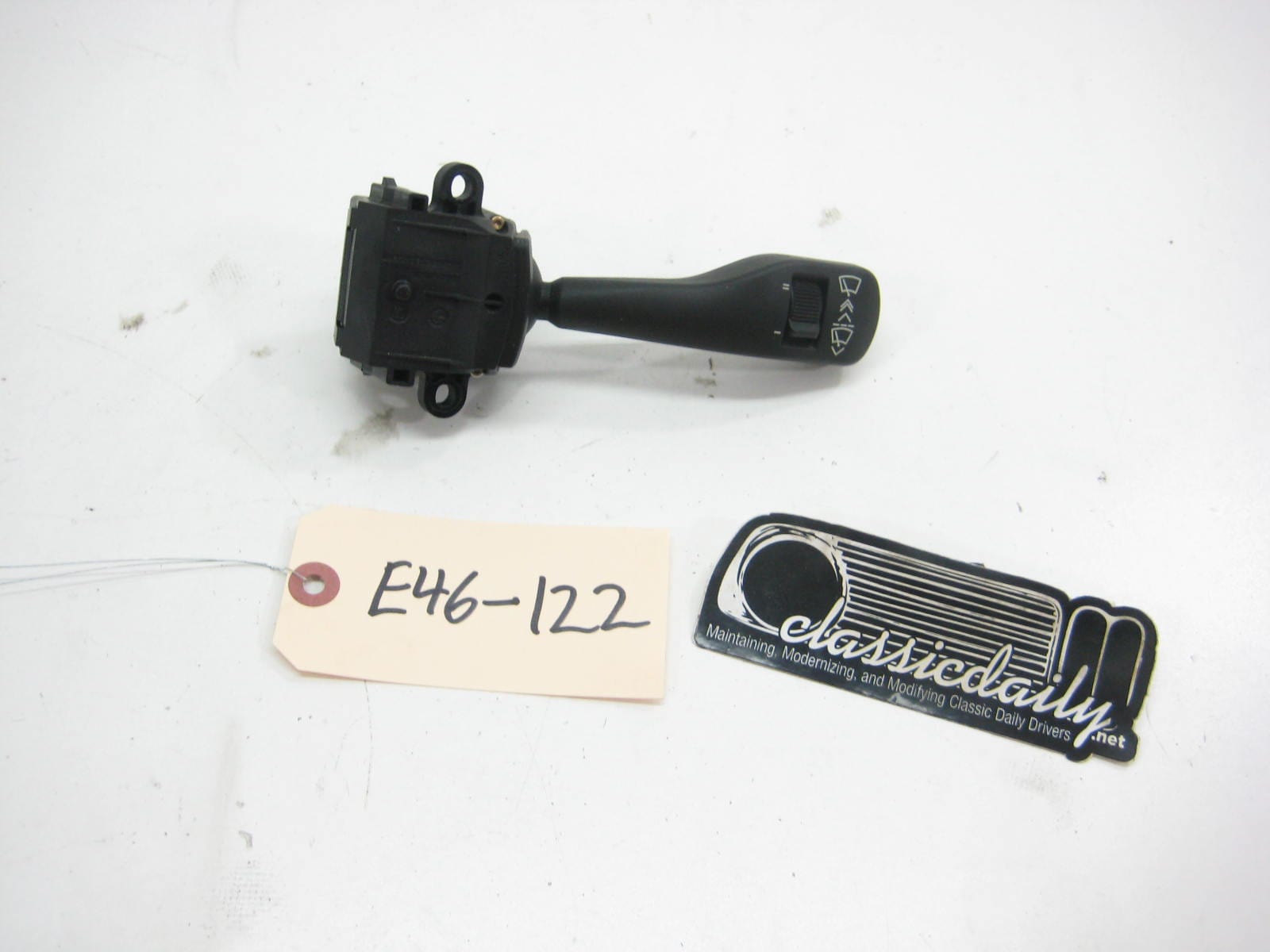 bmw e46 m3 325 330 windshield washer control arm