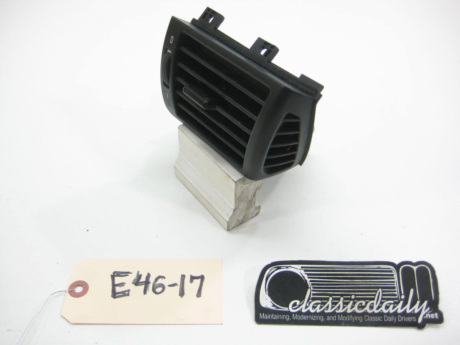 bmw e46 325 330 passenger right side interior hvac vent