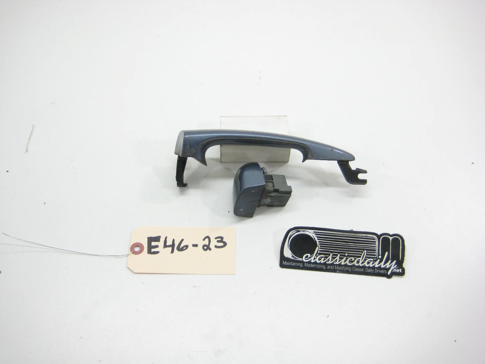 bmw e46 m3 325 330 drivers rear exterior door handle