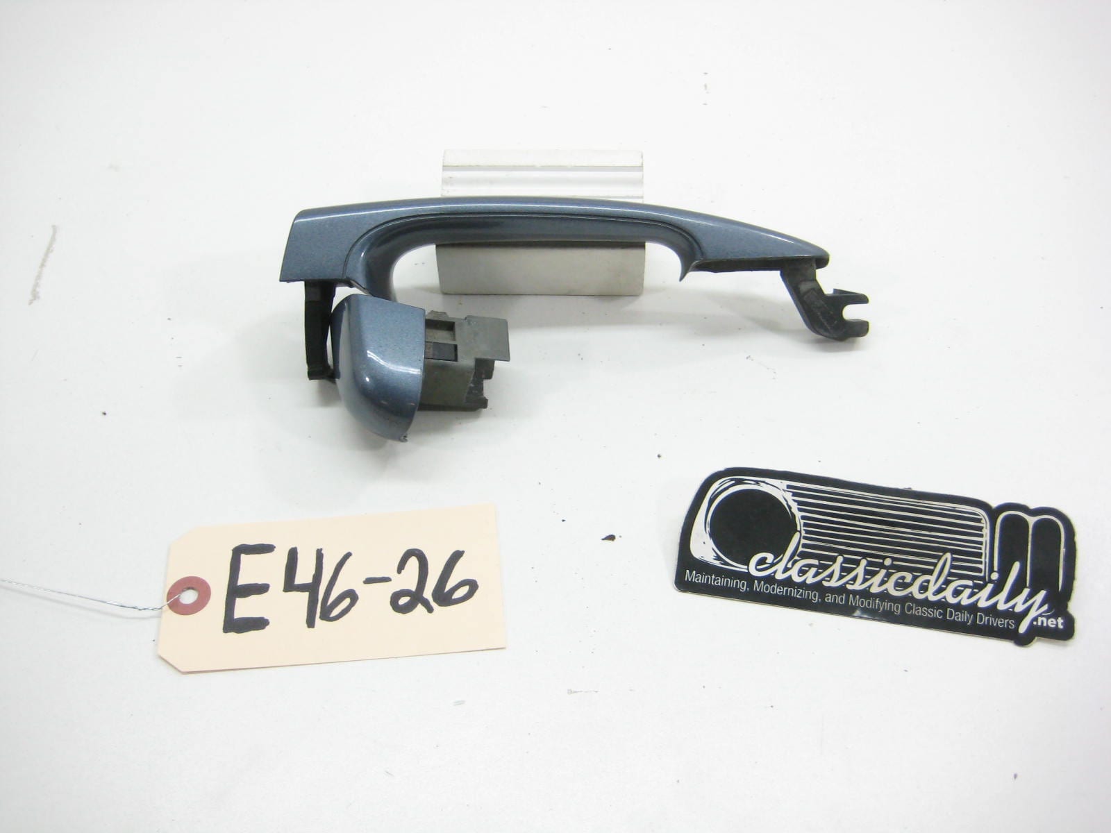 bmw e46 m3 325 330 passenger side exterior door handle 2