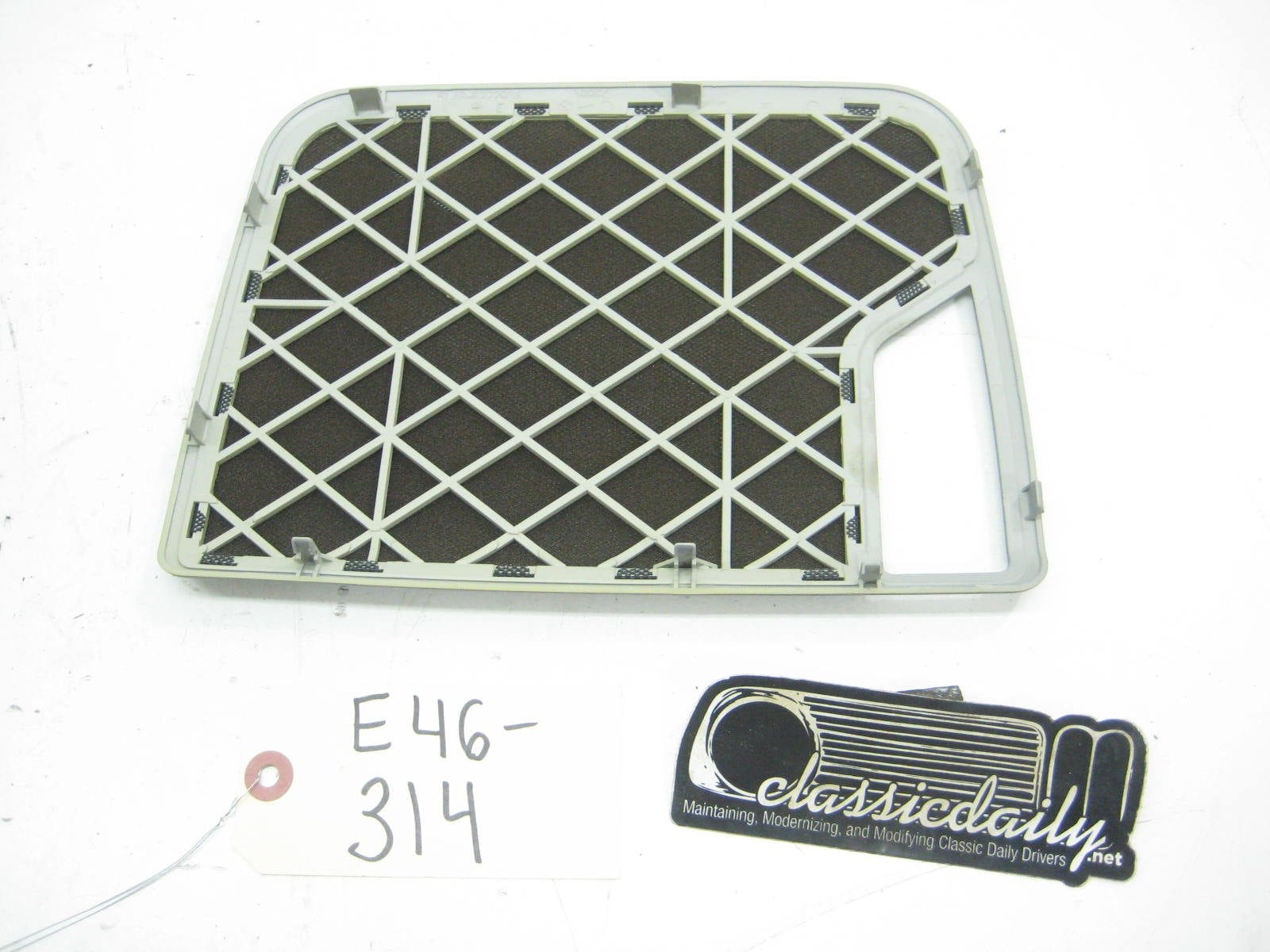 bmw e46 325 330 passenger side rear speaker cover