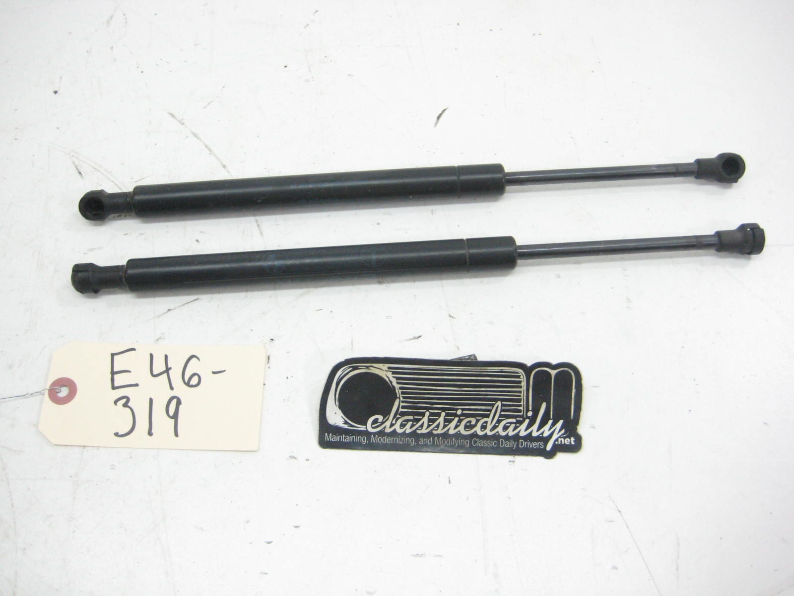 bmw e46 325 330 trunk struts