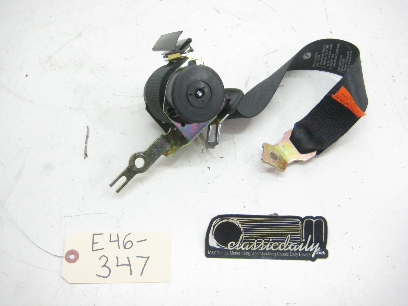bmw e46 325 330 rear seat belt coupe