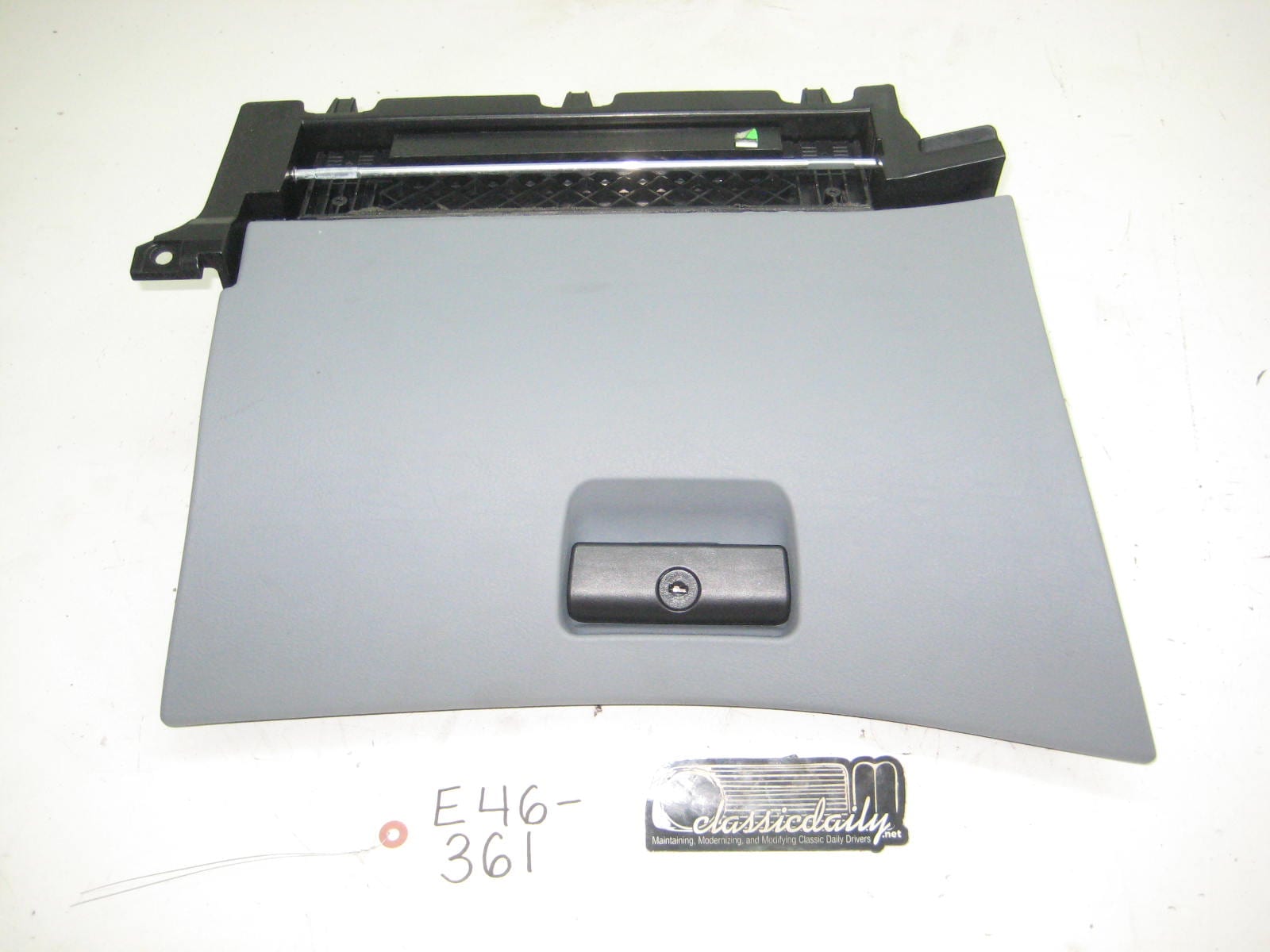bmw e46 325 330 grey glove box