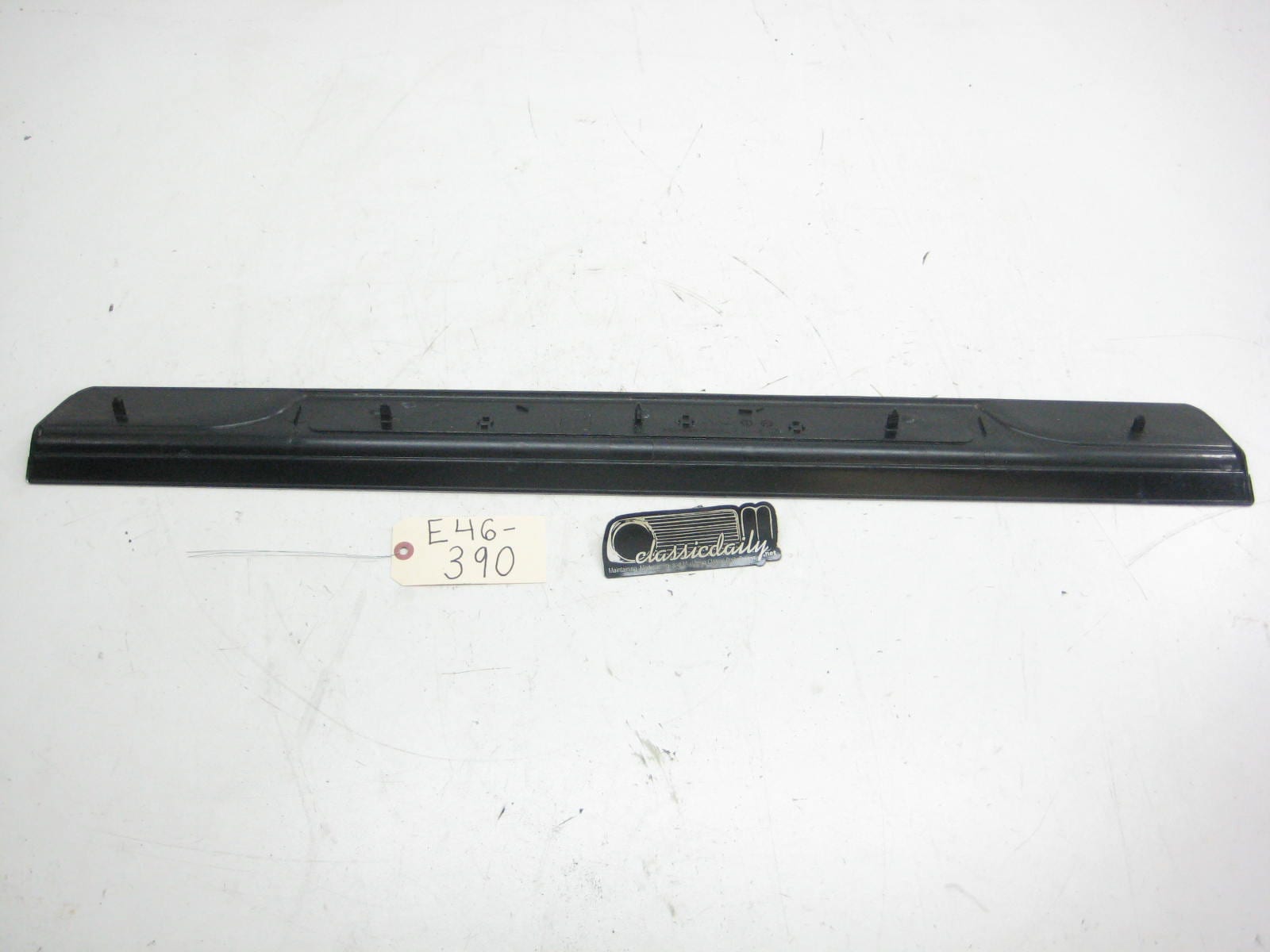 bmw e46 325 330 drivers side door sill coupe
