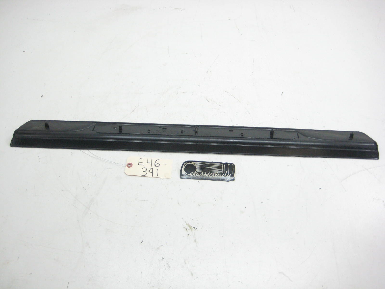 bmw e46 325 330 passenger side door sill coupe