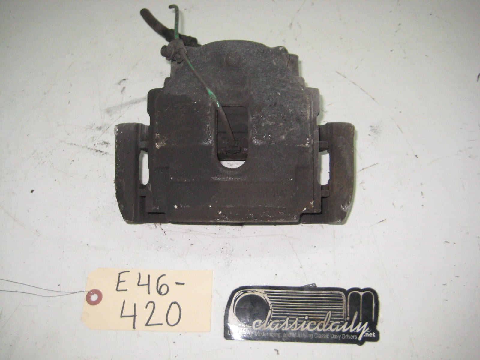 bmw e46 325 330 330 driver front brake caliper