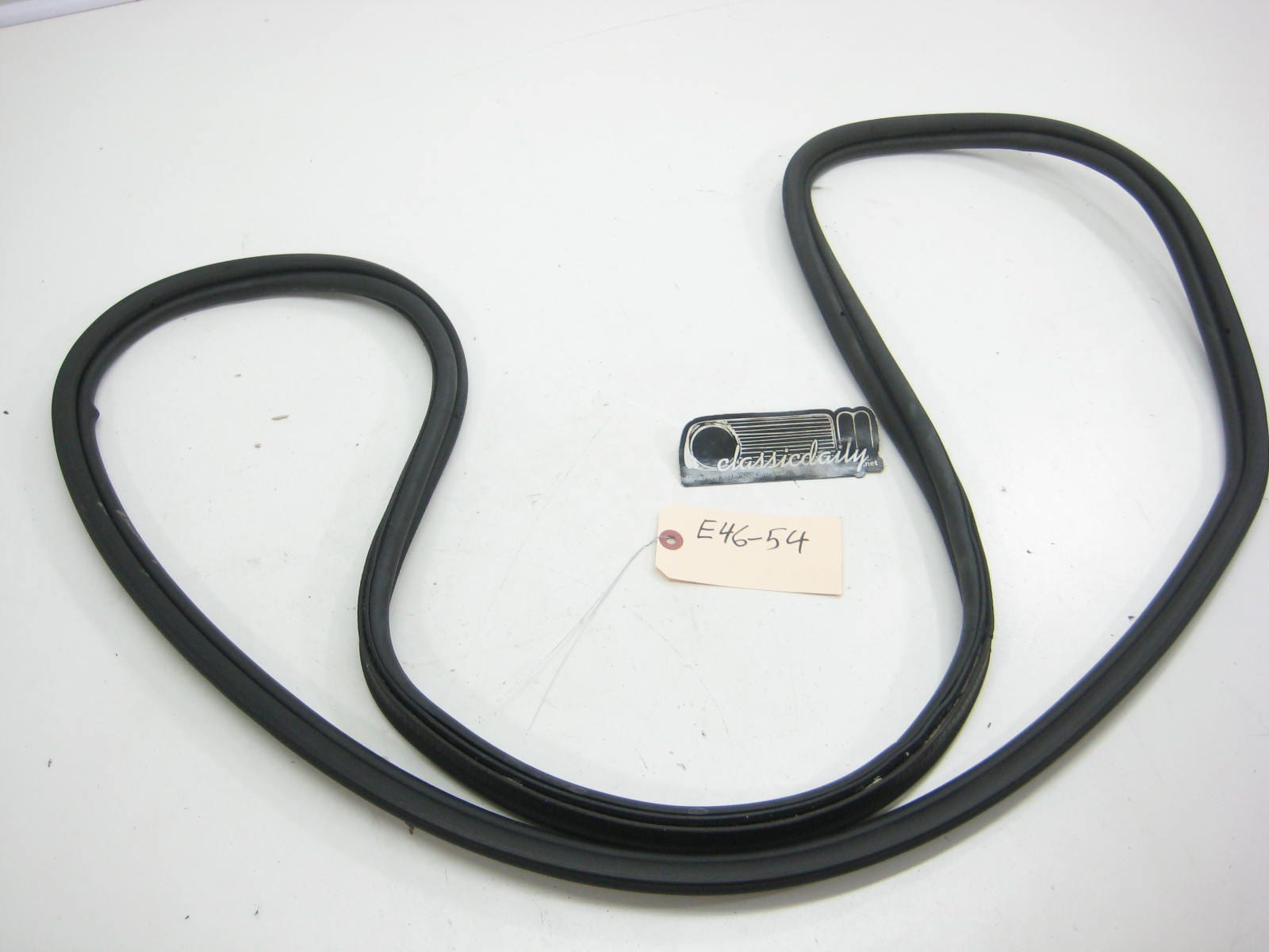 bmw e46 m3 325 330 trunk weather strip seal m3 convertible