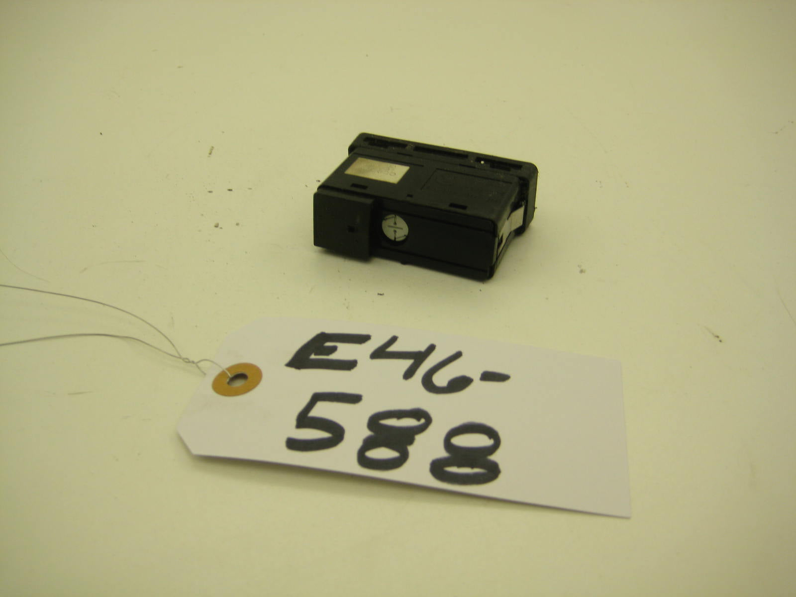 bmw e46 325 330 hazard button