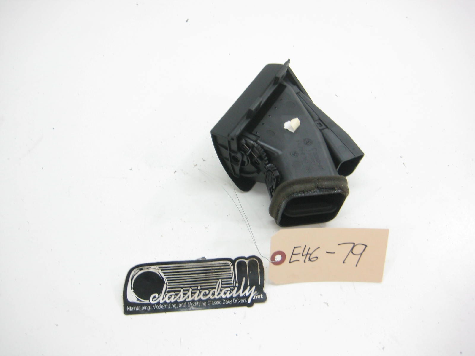 bmw e46 m3 325 330 passenger side hvac vent