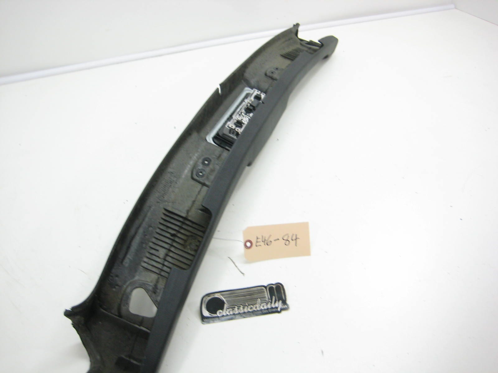 bmw e46 m3 325 330 convertible interior windshield trim with dome lights