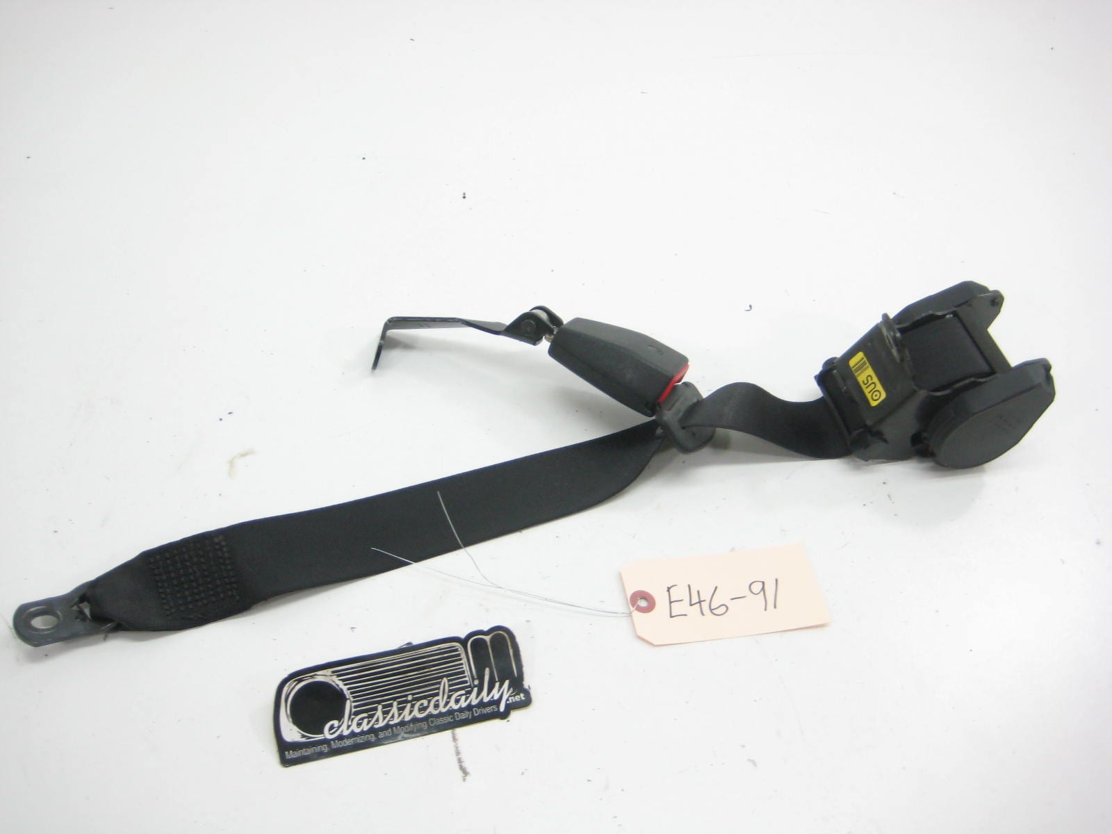 bmw e46 m3 325 330 convertible passenger rear seat belt assembly belt and catch