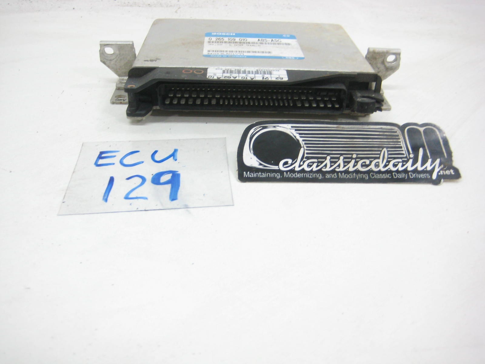 ecu computer bosch 0 265 109 010