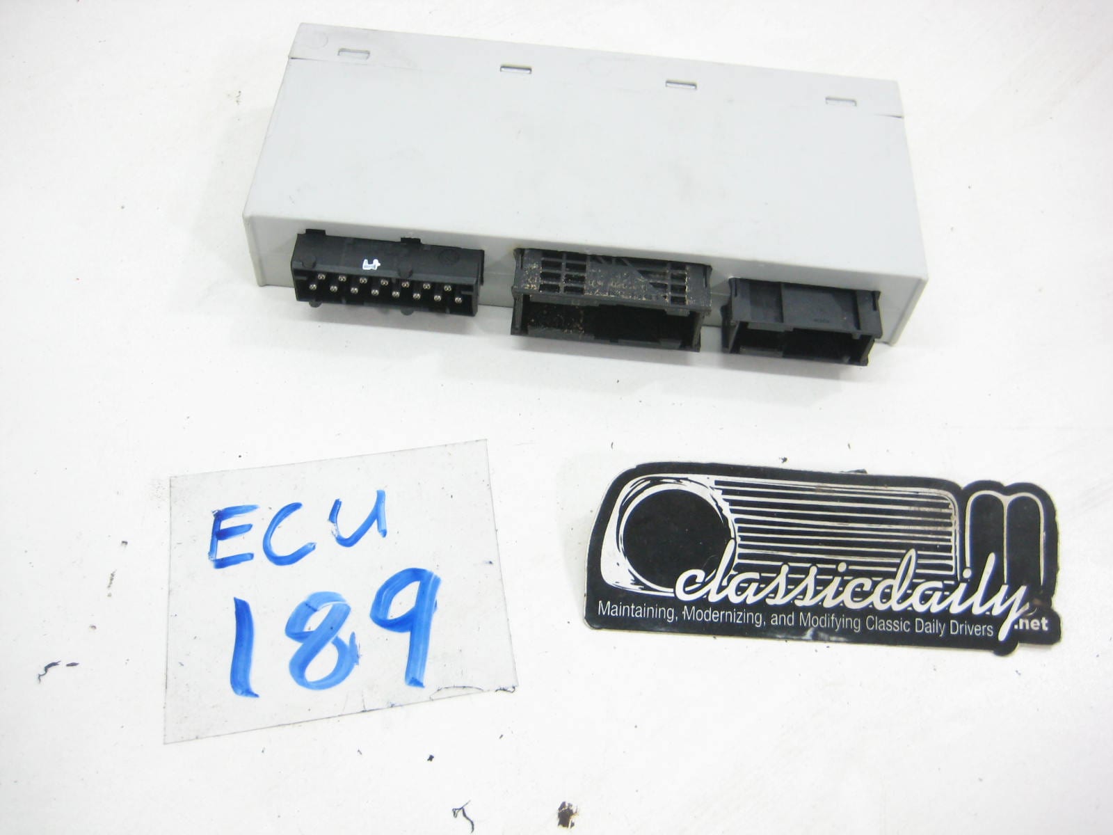 ecu computer bmw 61 35 4 533 592