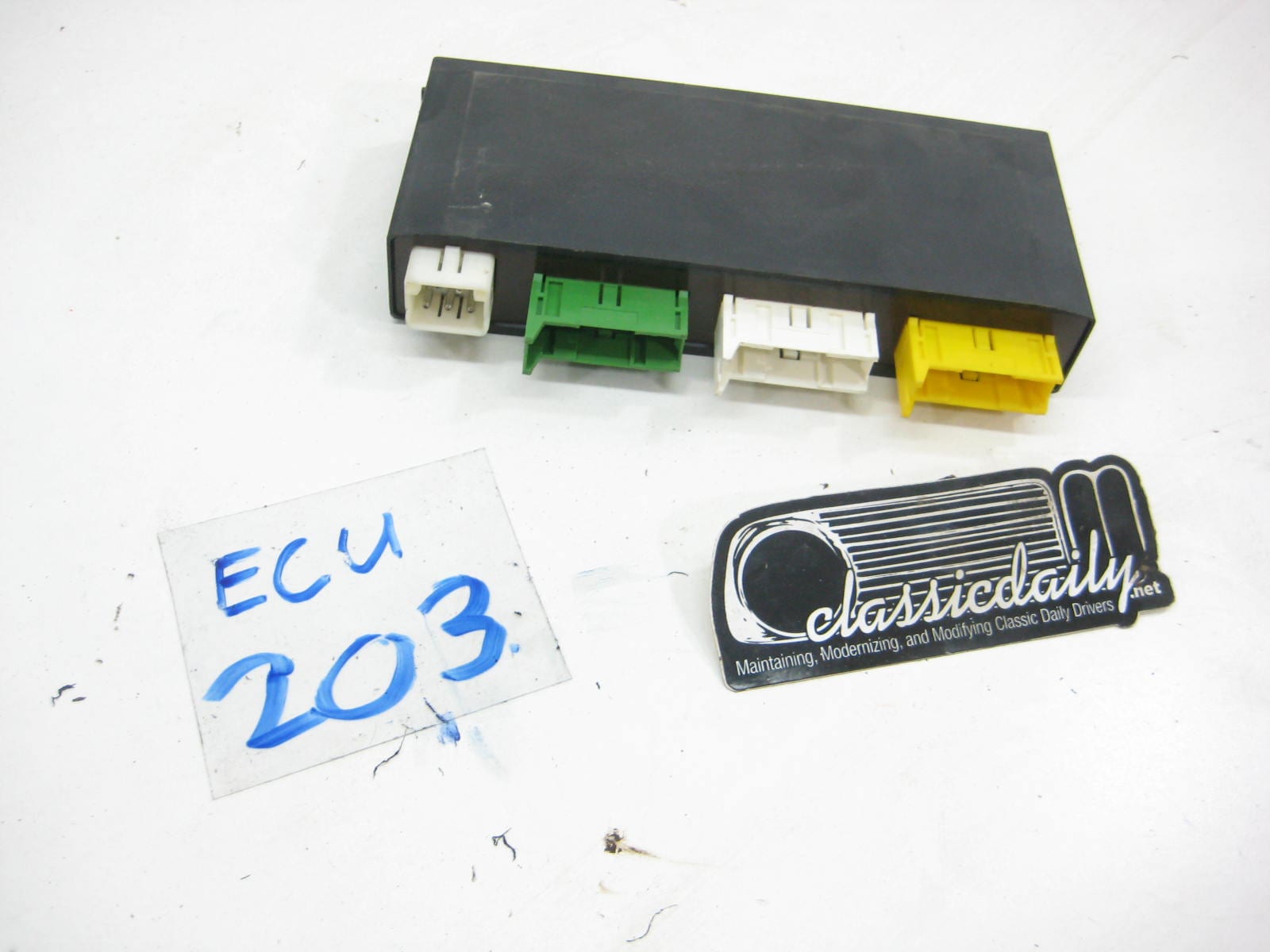 ecu computer gm 61 35 1 379 740 general module 2