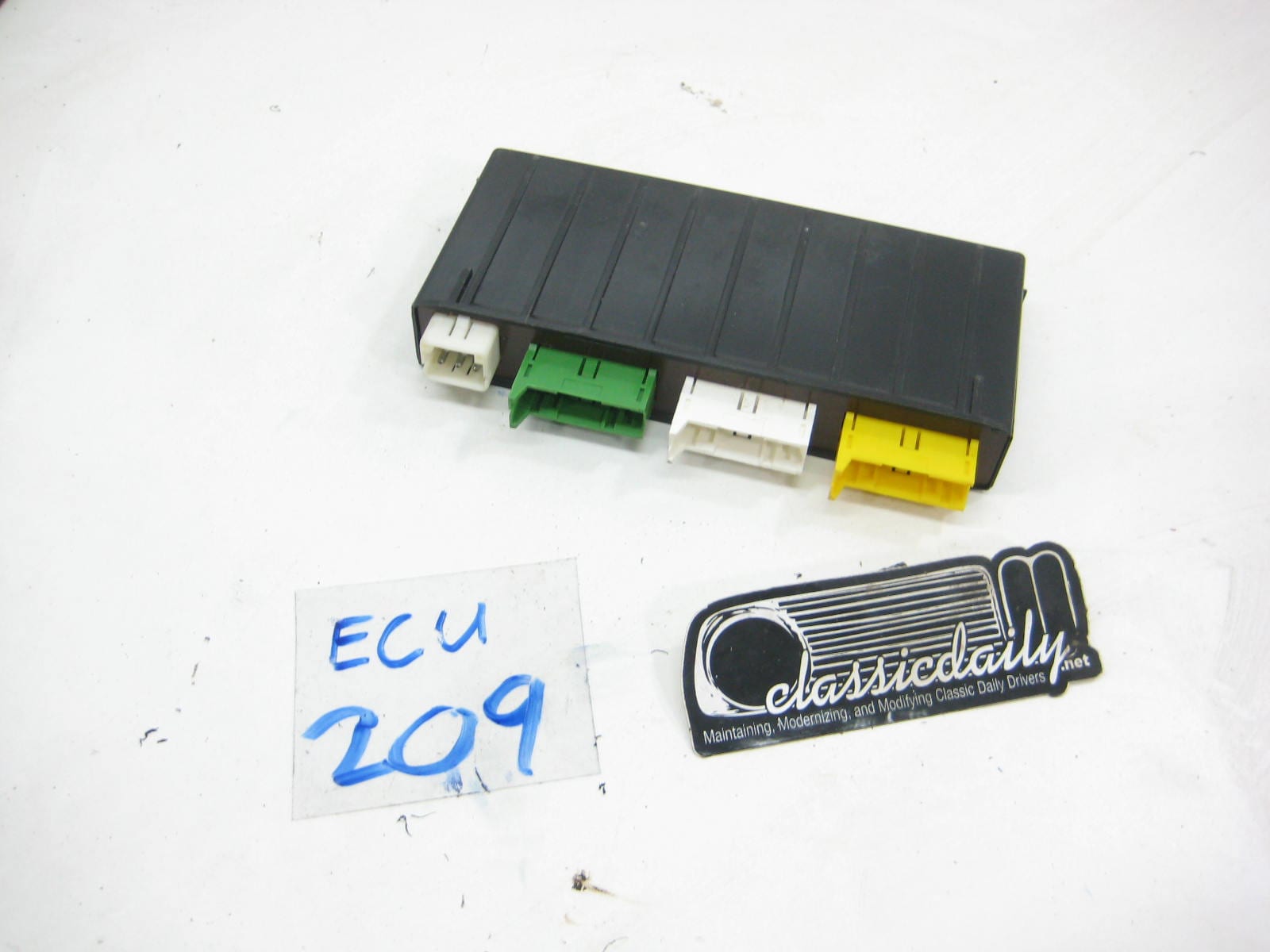 ecu computer gm 61 35 1 379 016 general module