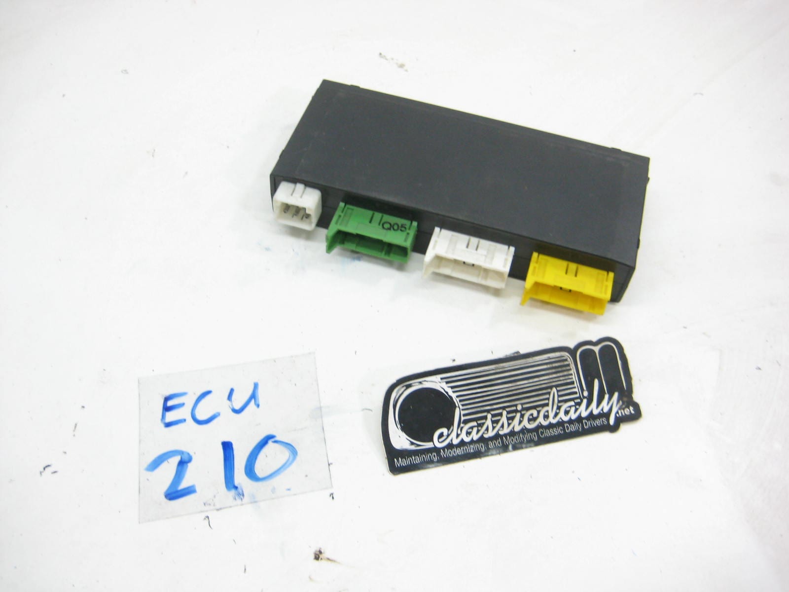 ecu computer gm 61 35 8 360 104 general module