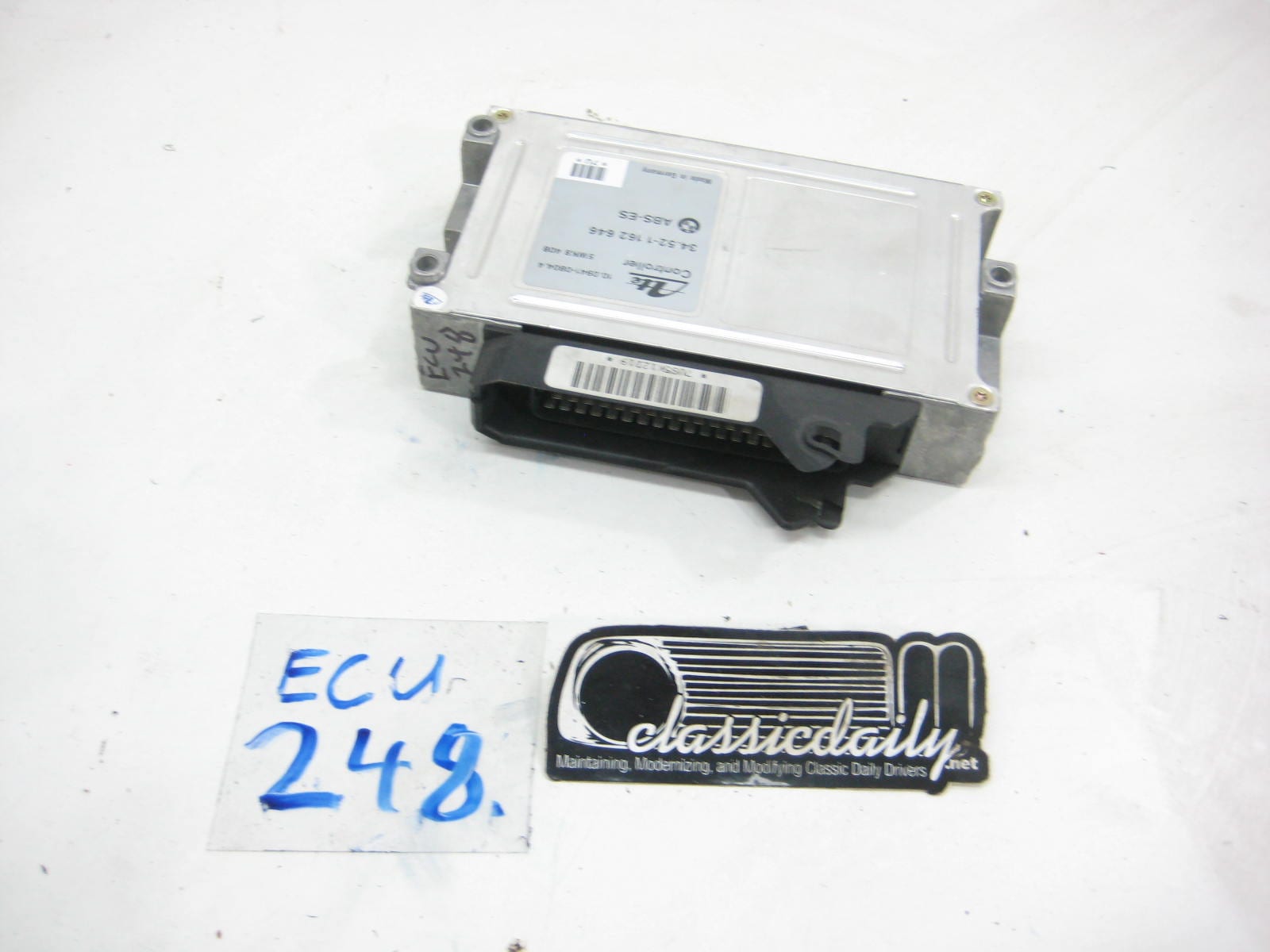 ecu computer 34 52 1 162 646 3