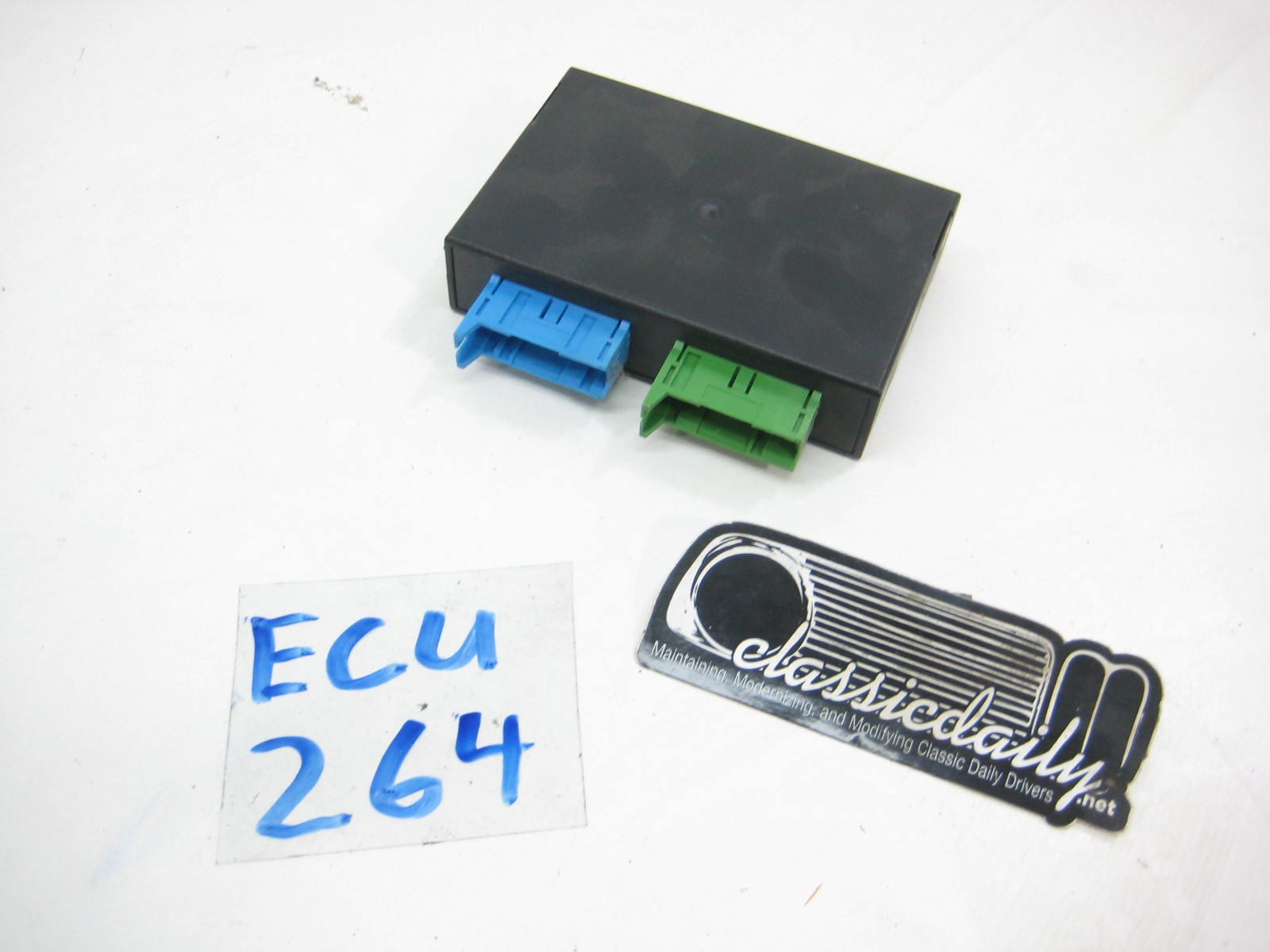 ecu computer bmw 61 35 1388613 2