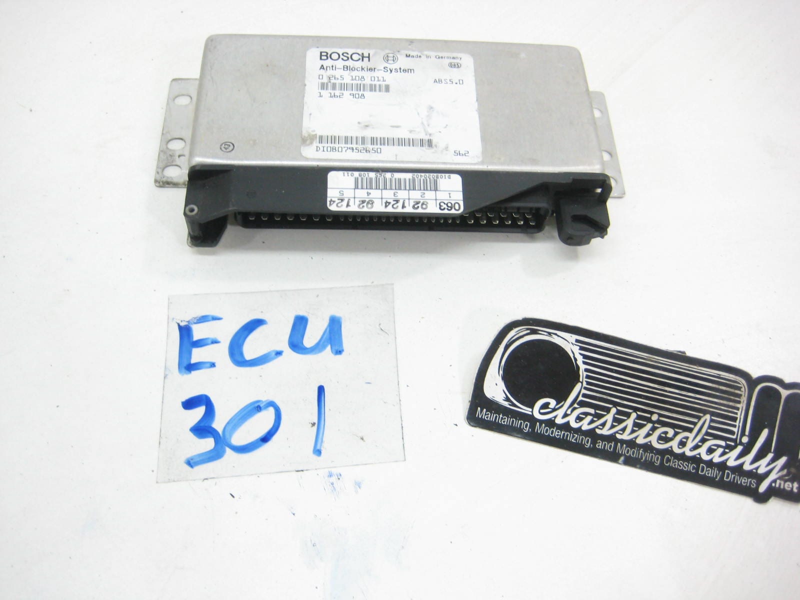 ecu computer bosch 0 265 108 011 2