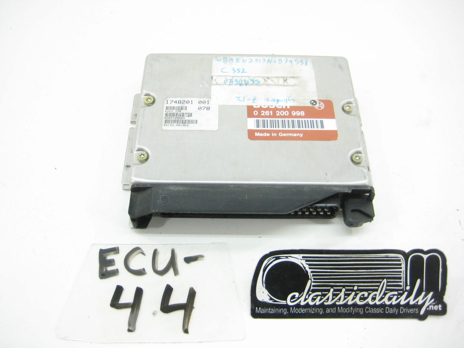 bmw motronic bosch dme engine computer 750il e32 0 261 200 998