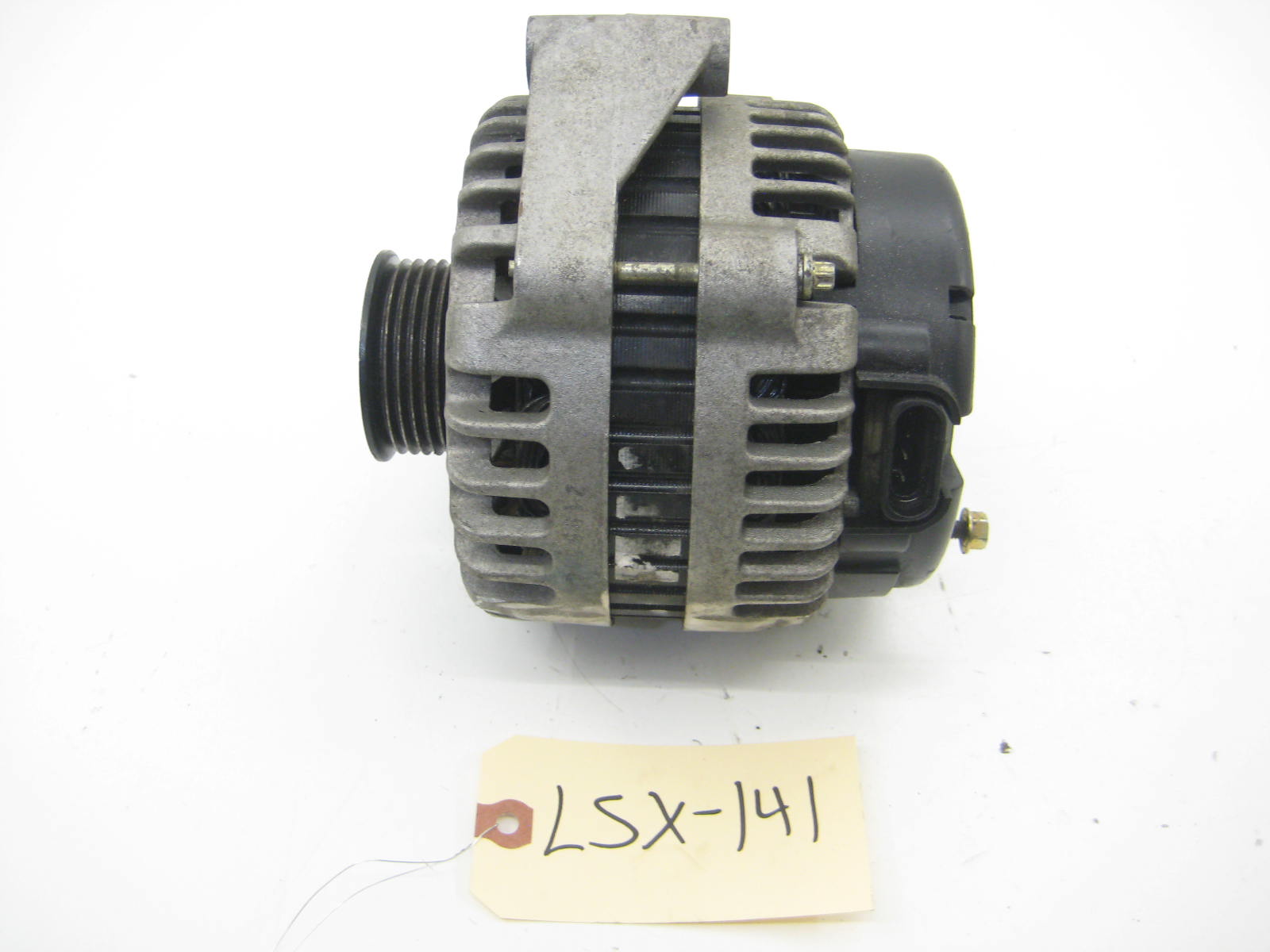 Truck Alternator - Trimmed
