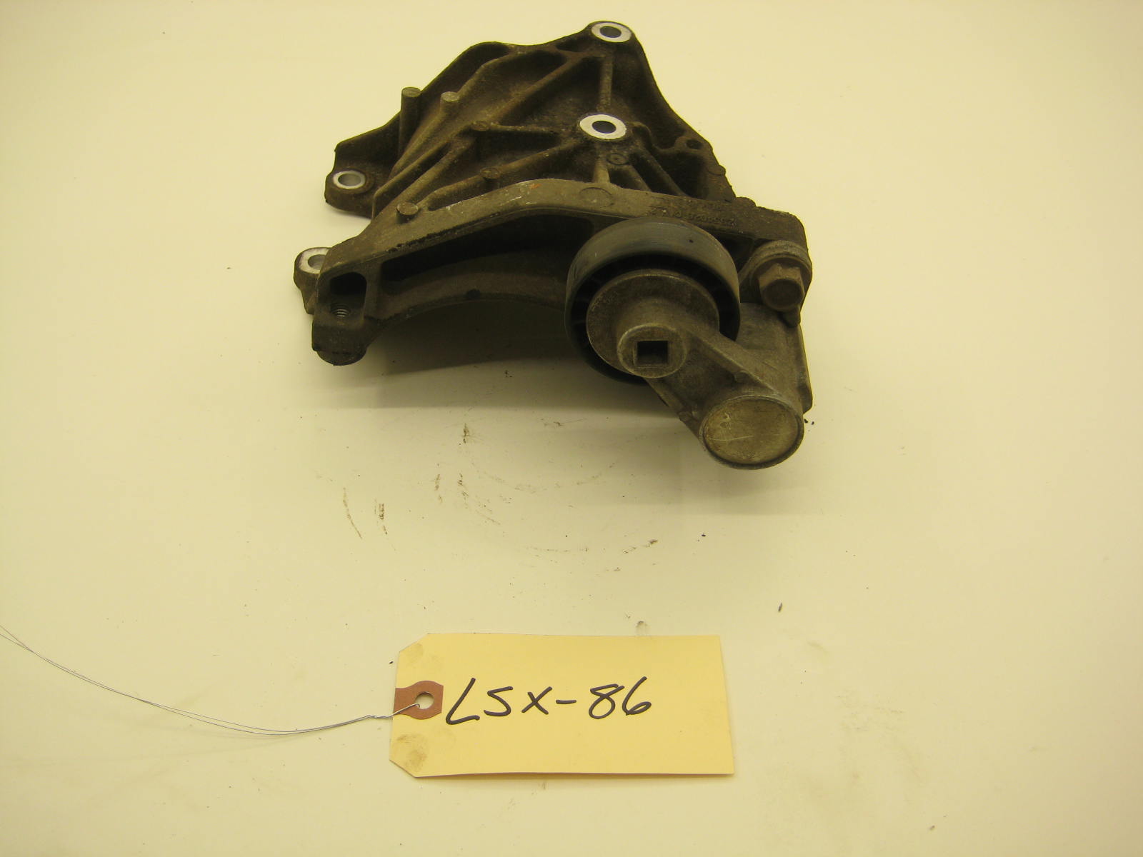 truck ac compressor bracket