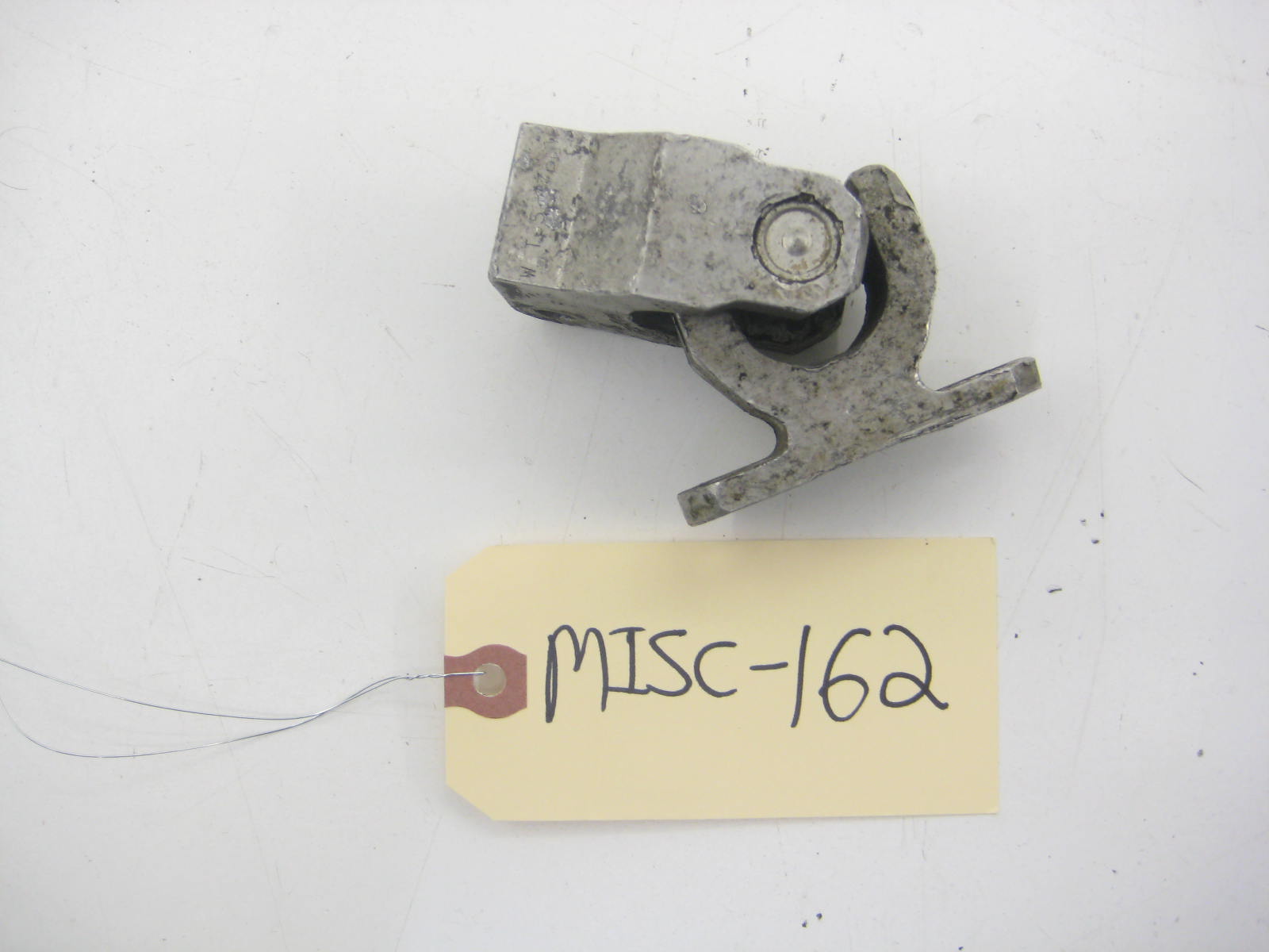 BMW E36 325 328 M3 E36 Lower Steering Rack Universal misc 162