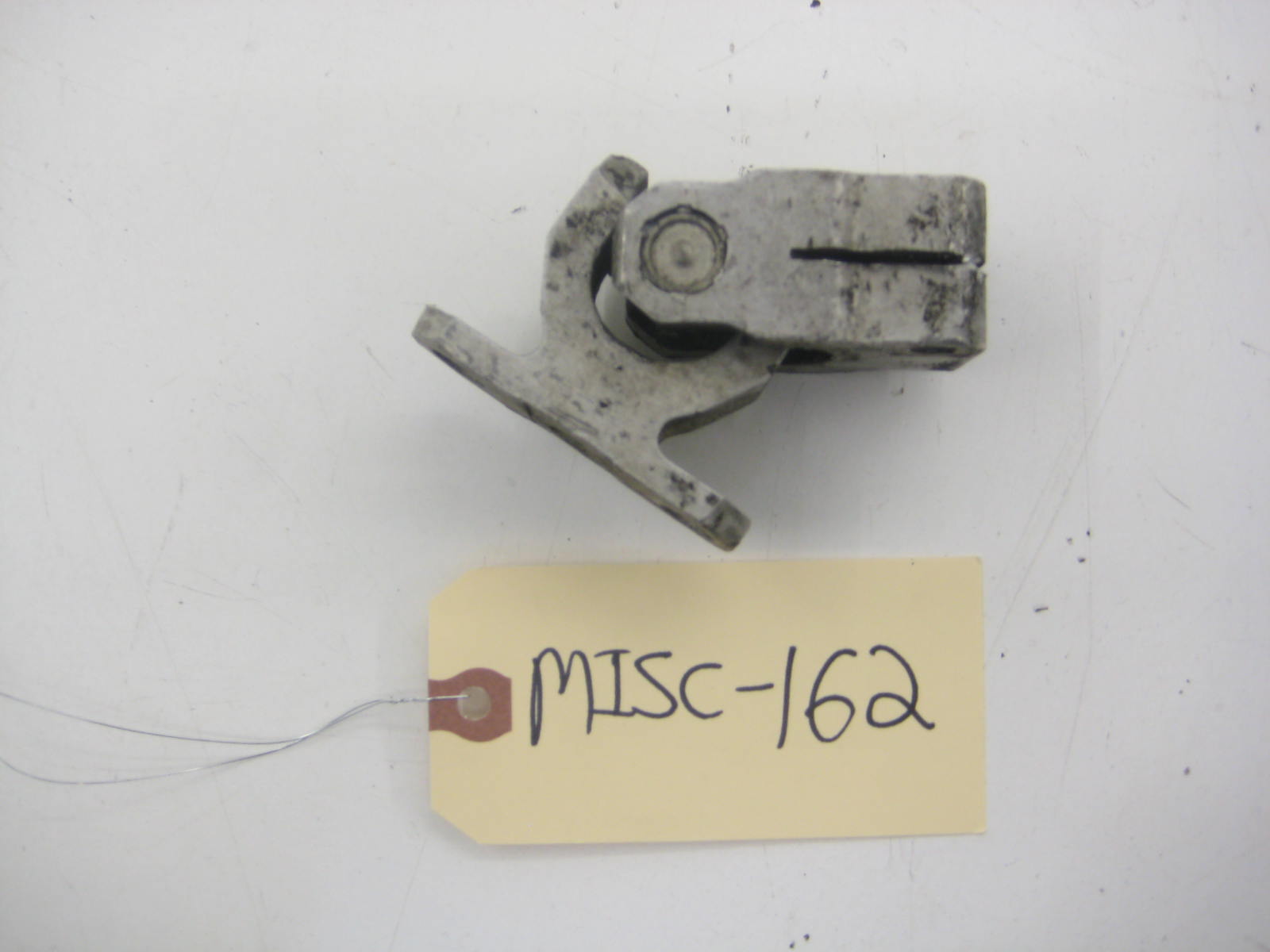 BMW E36 325 328 M3 E36 Lower Steering Rack Universal misc 162