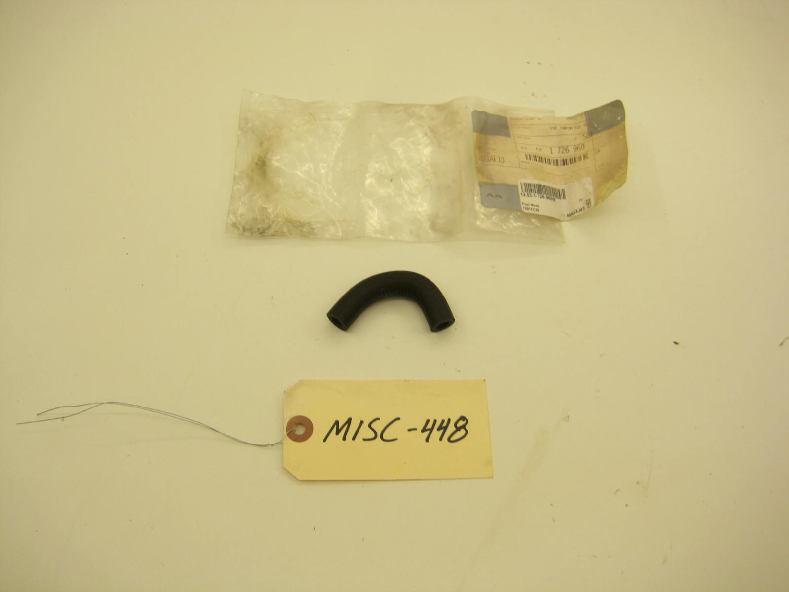 BMW E30 318 325 E30 Fuel Line At Filter