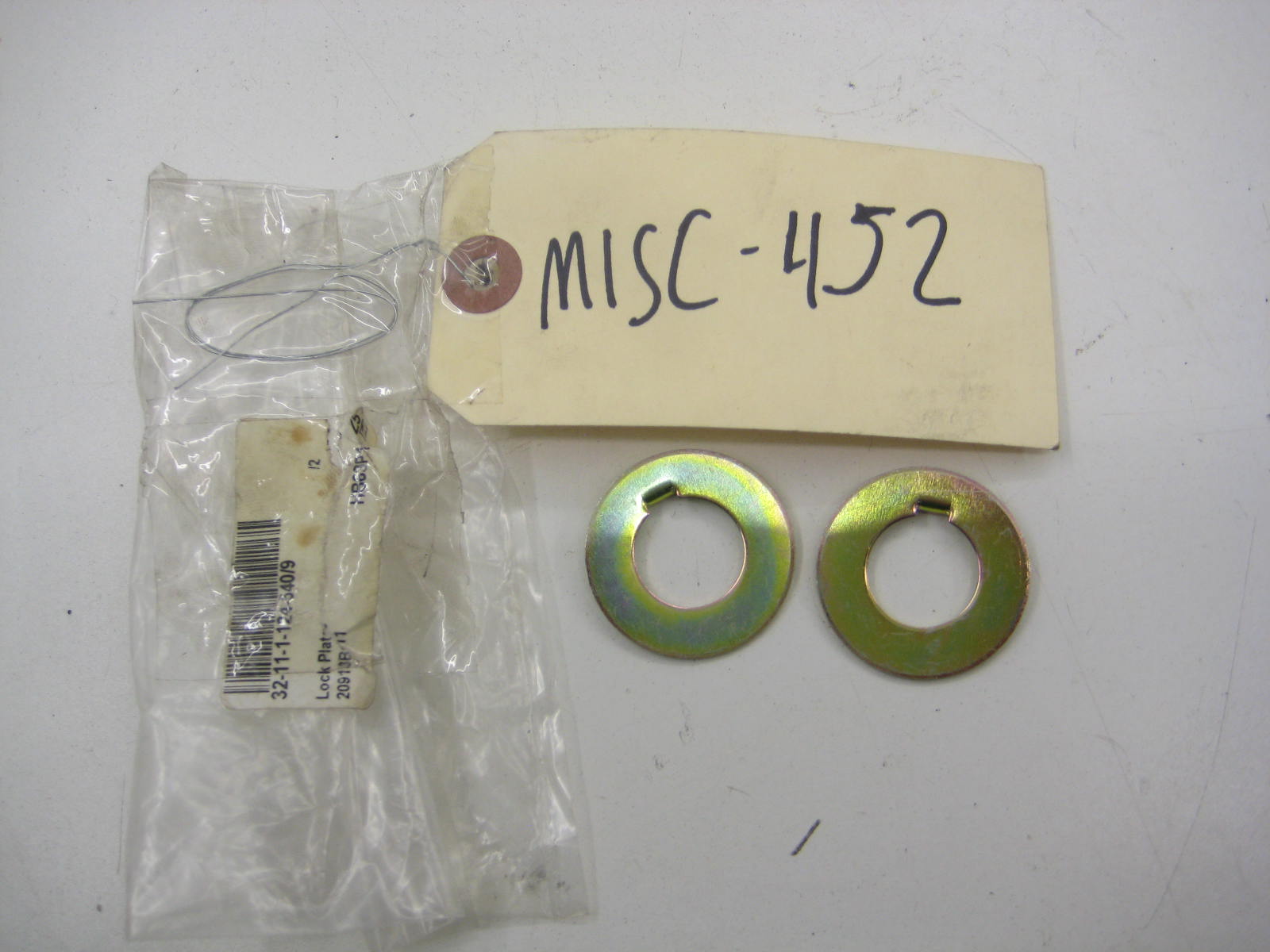 BMW E30 318 325 32 11 1 124 540 Tie Rod Lock Plate X2 MISC 452
