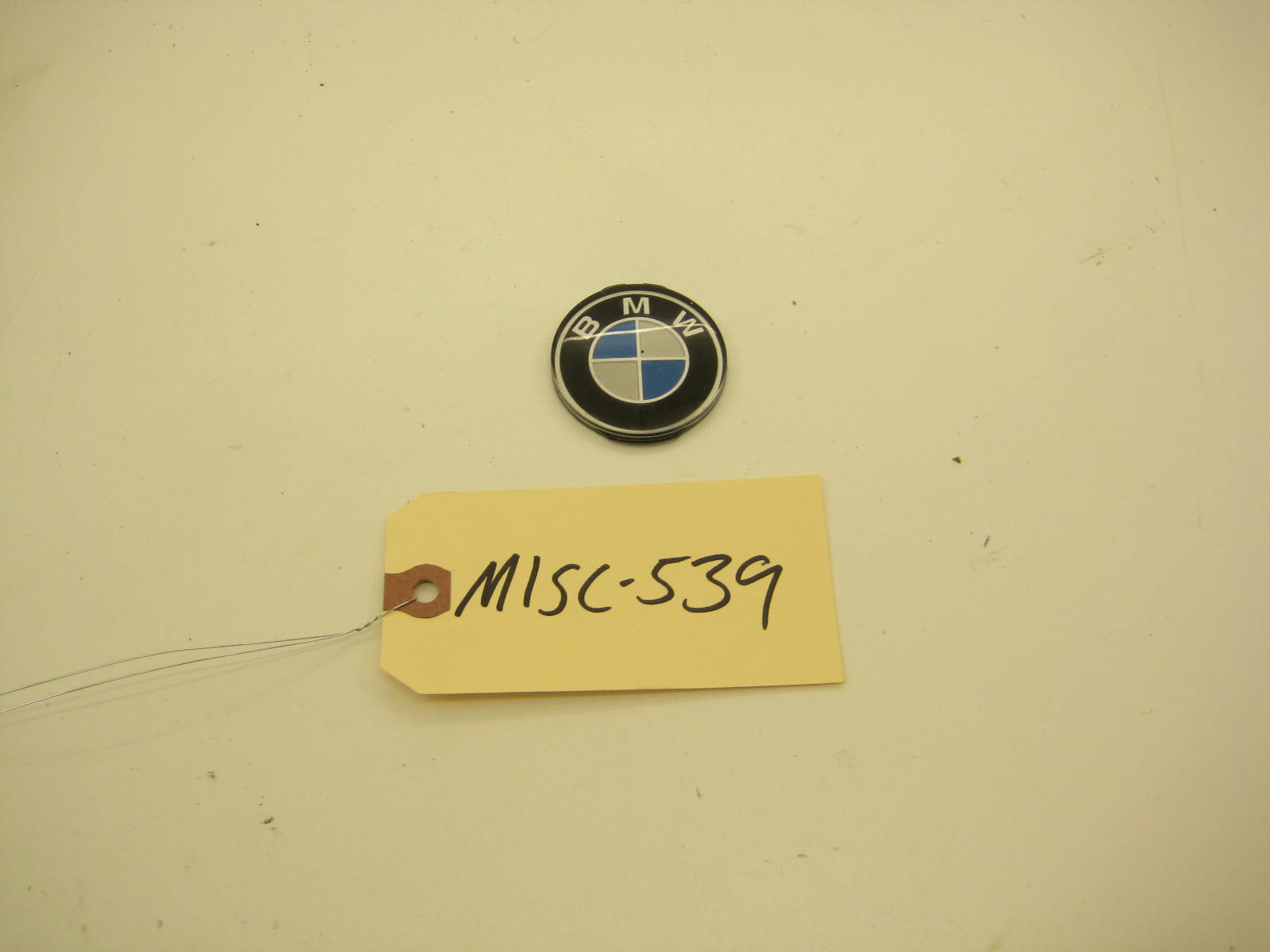 BMW E30 318 325 Steering Wheel Roundel