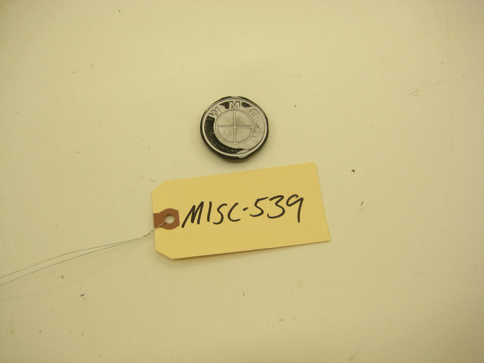 BMW E30 318 325 Steering Wheel Roundel