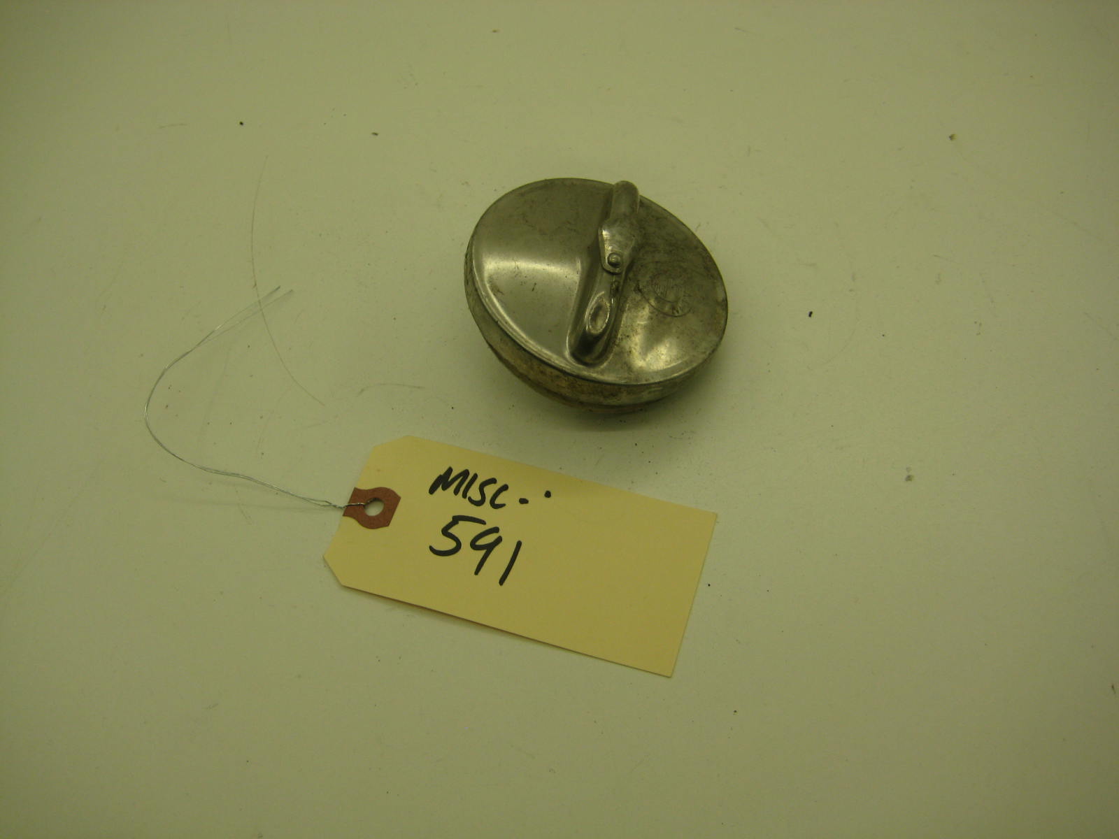 bmw 2002 2002tii e10 locking gas cap 2