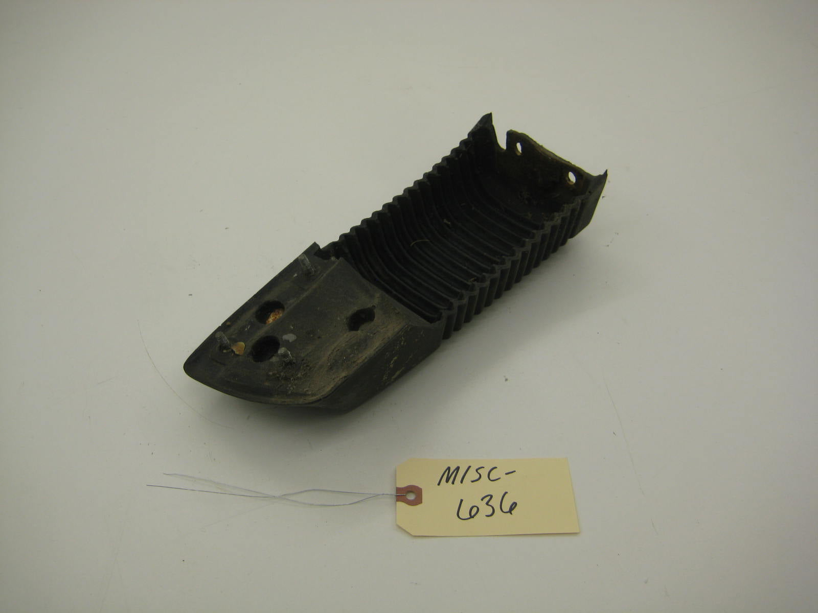 BMW 2002 E10 Bumper Accordion End
