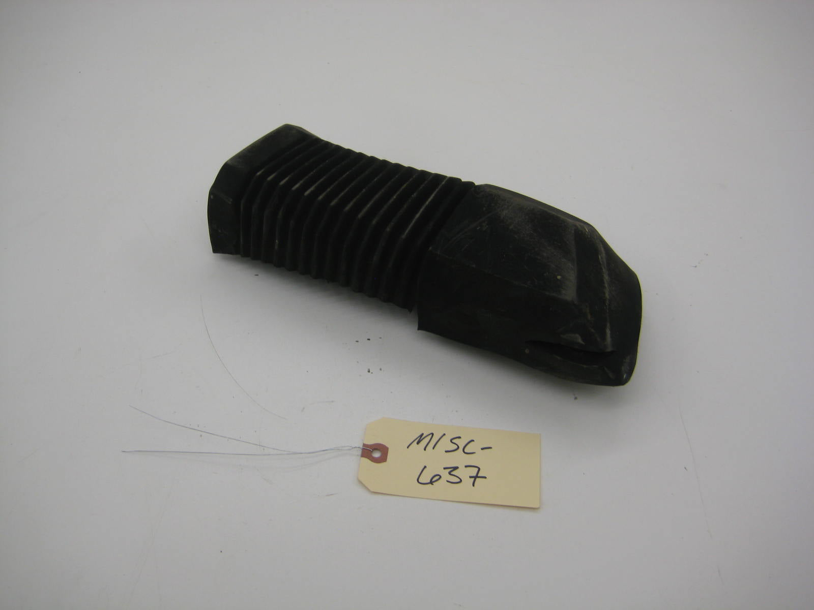 BMW 2002 E10 Bumper Accordion End 2