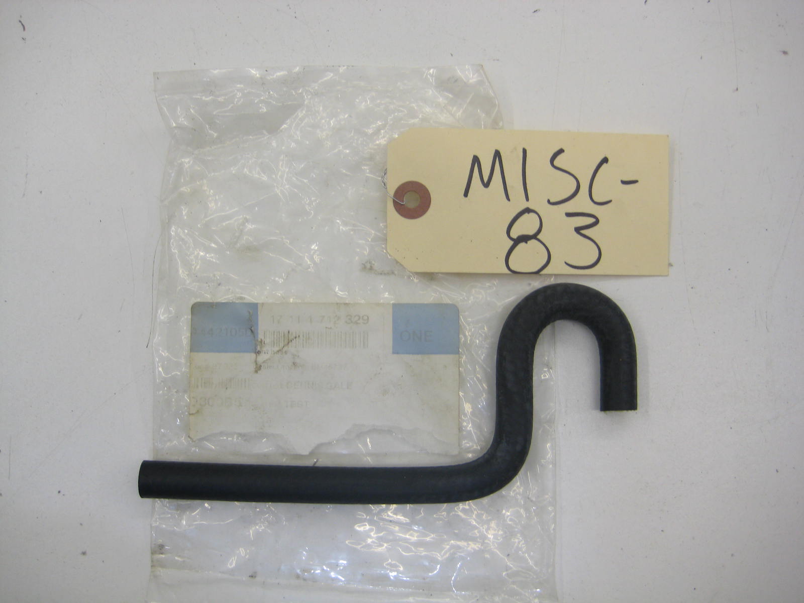 BMW E34 535 525 Vent Hose 17 11 1 712 329 MISC 83